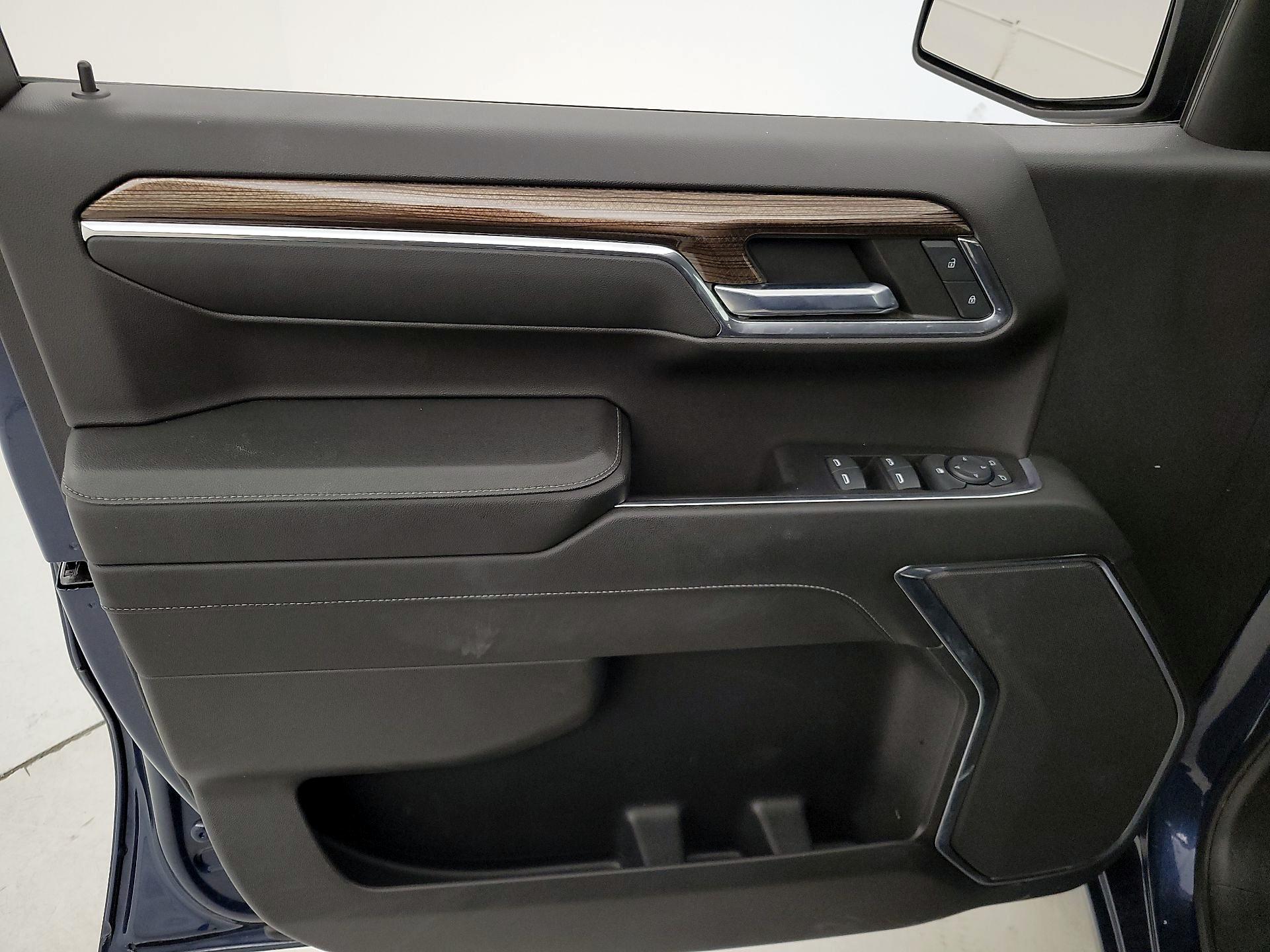 Thumbnail: 2023 Chevrolet Silverado 1500 - 12