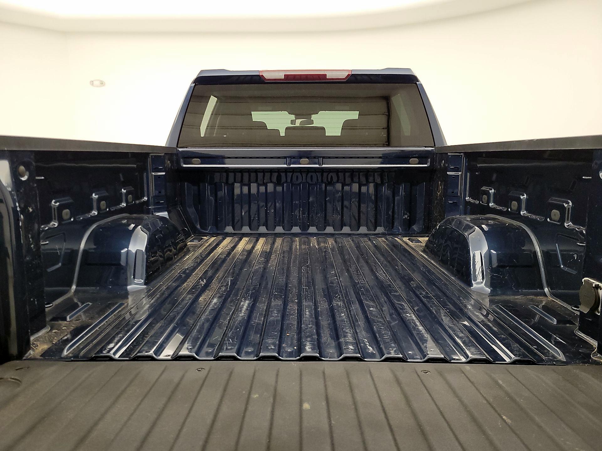 Thumbnail: 2023 Chevrolet Silverado 1500 - 20