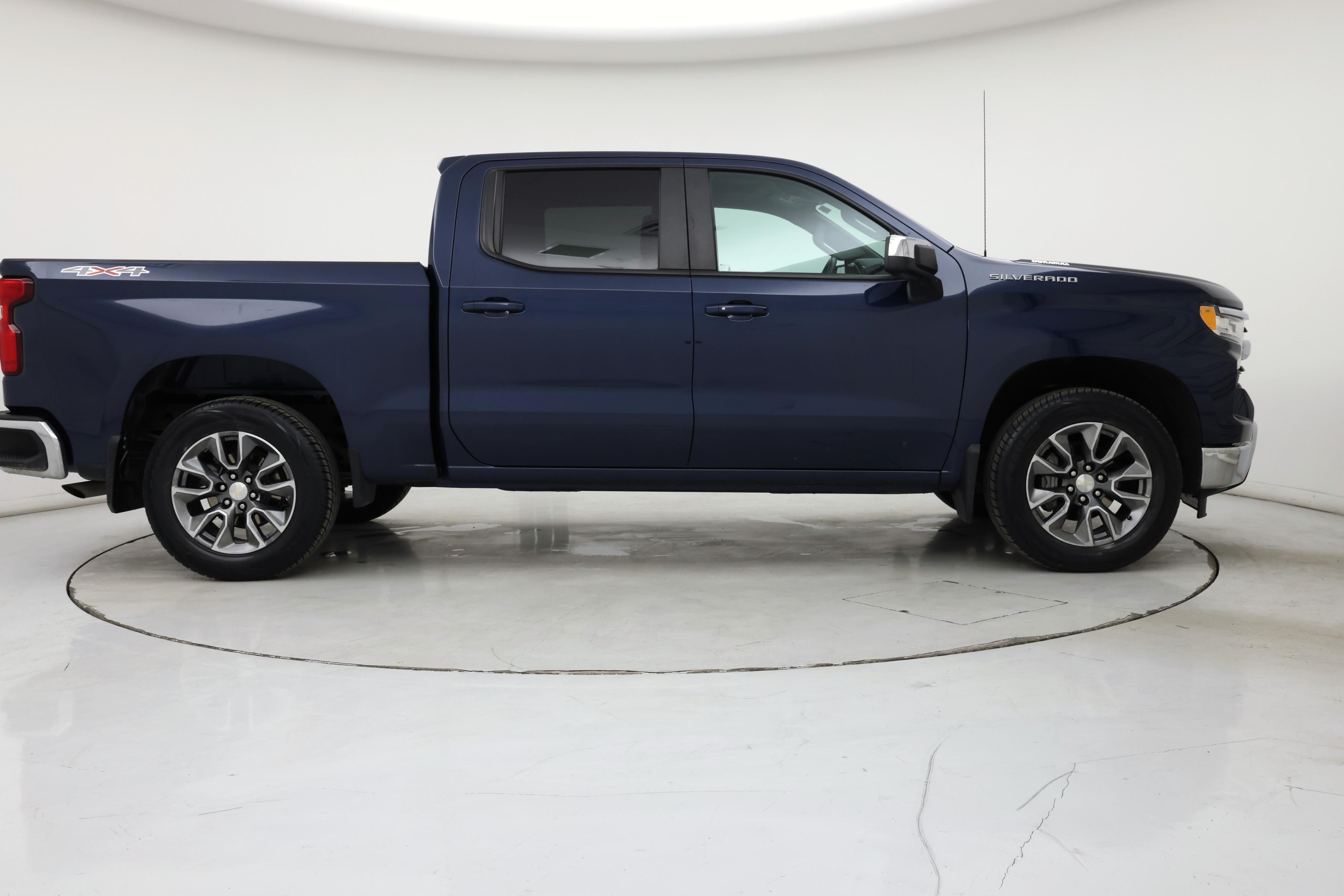 Thumbnail: 2023 Chevrolet Silverado 1500 - 7