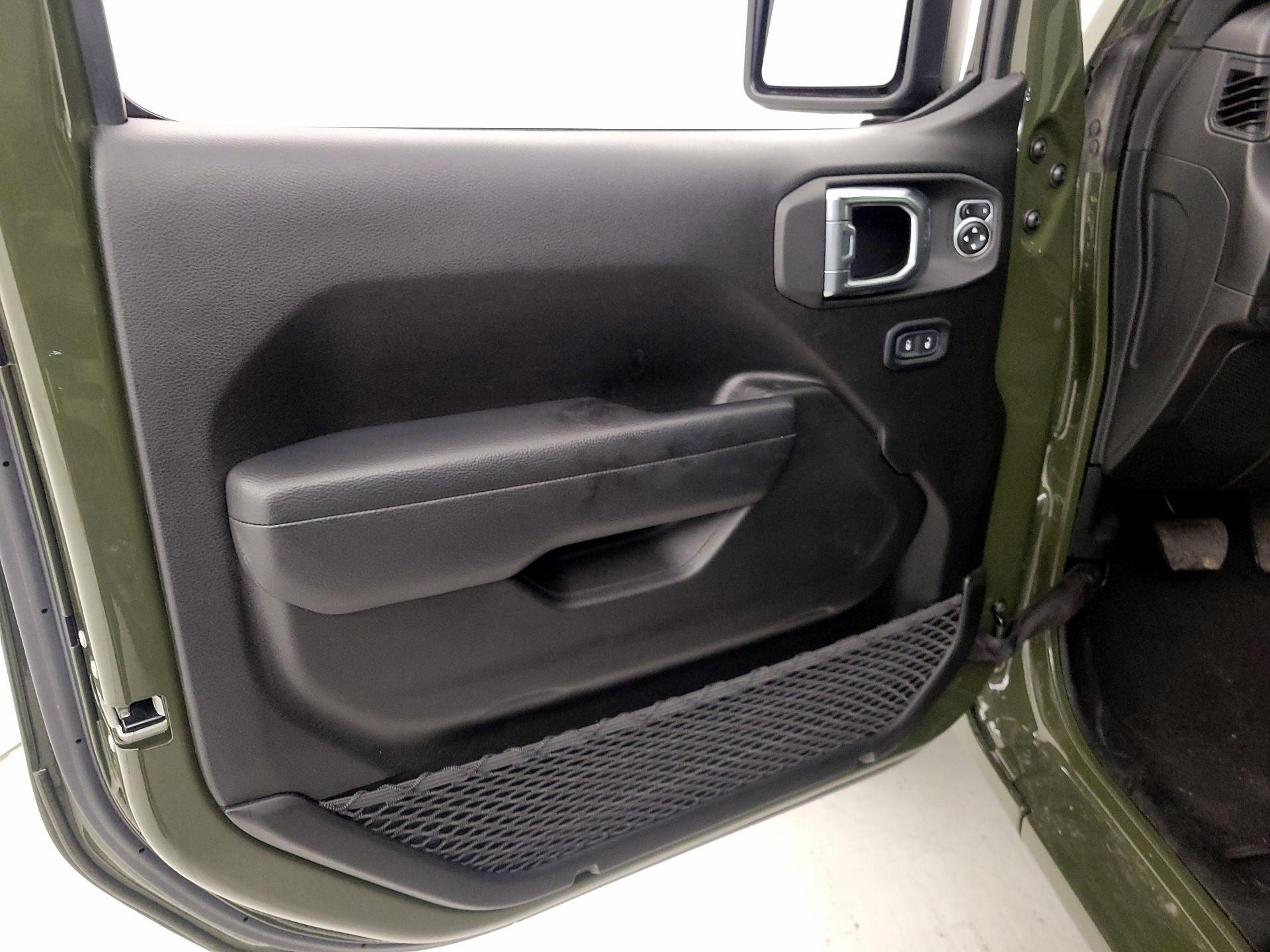 Thumbnail: 2024 Jeep Wrangler - 12