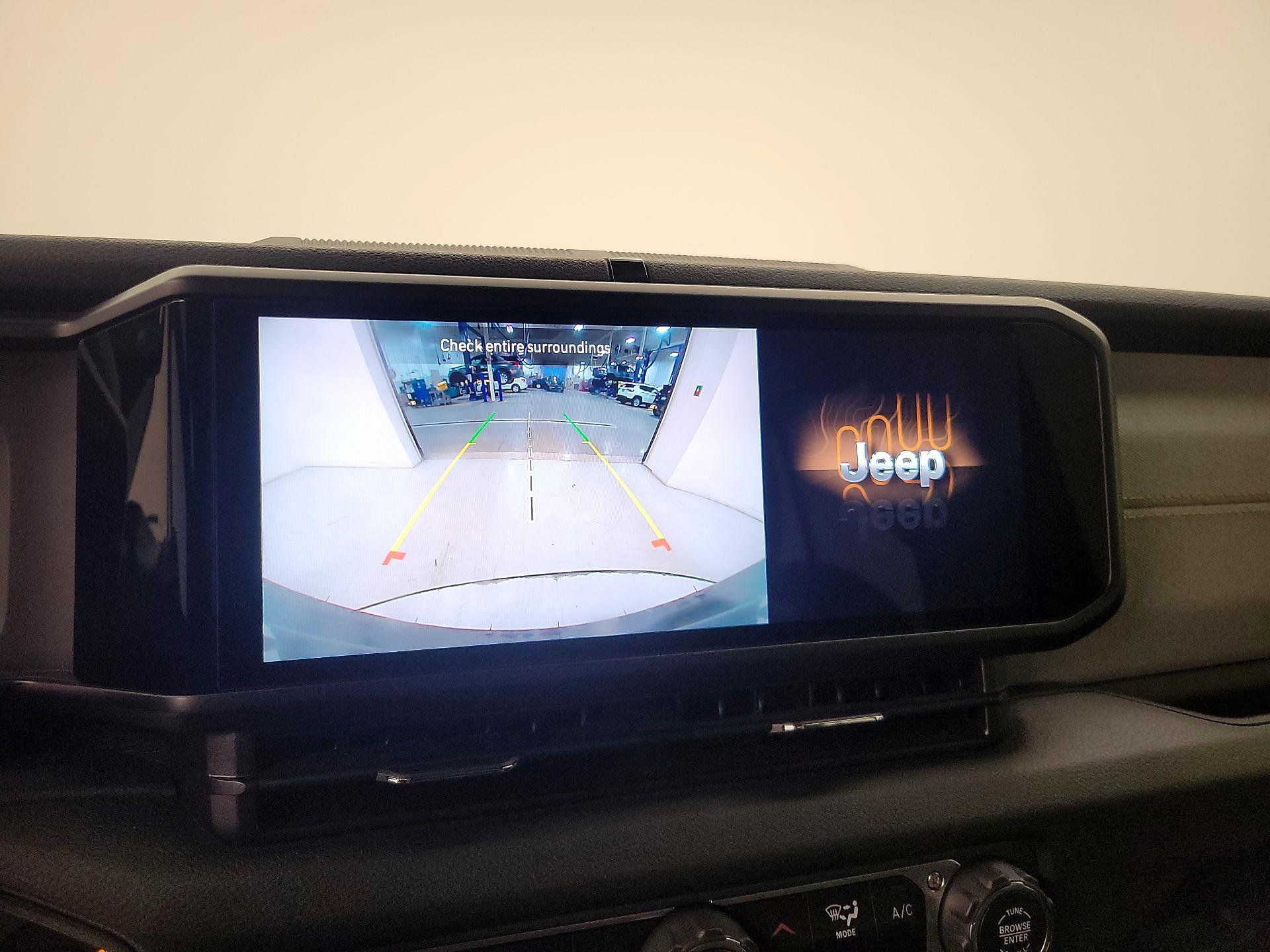 Thumbnail: 2024 Jeep Wrangler - 14