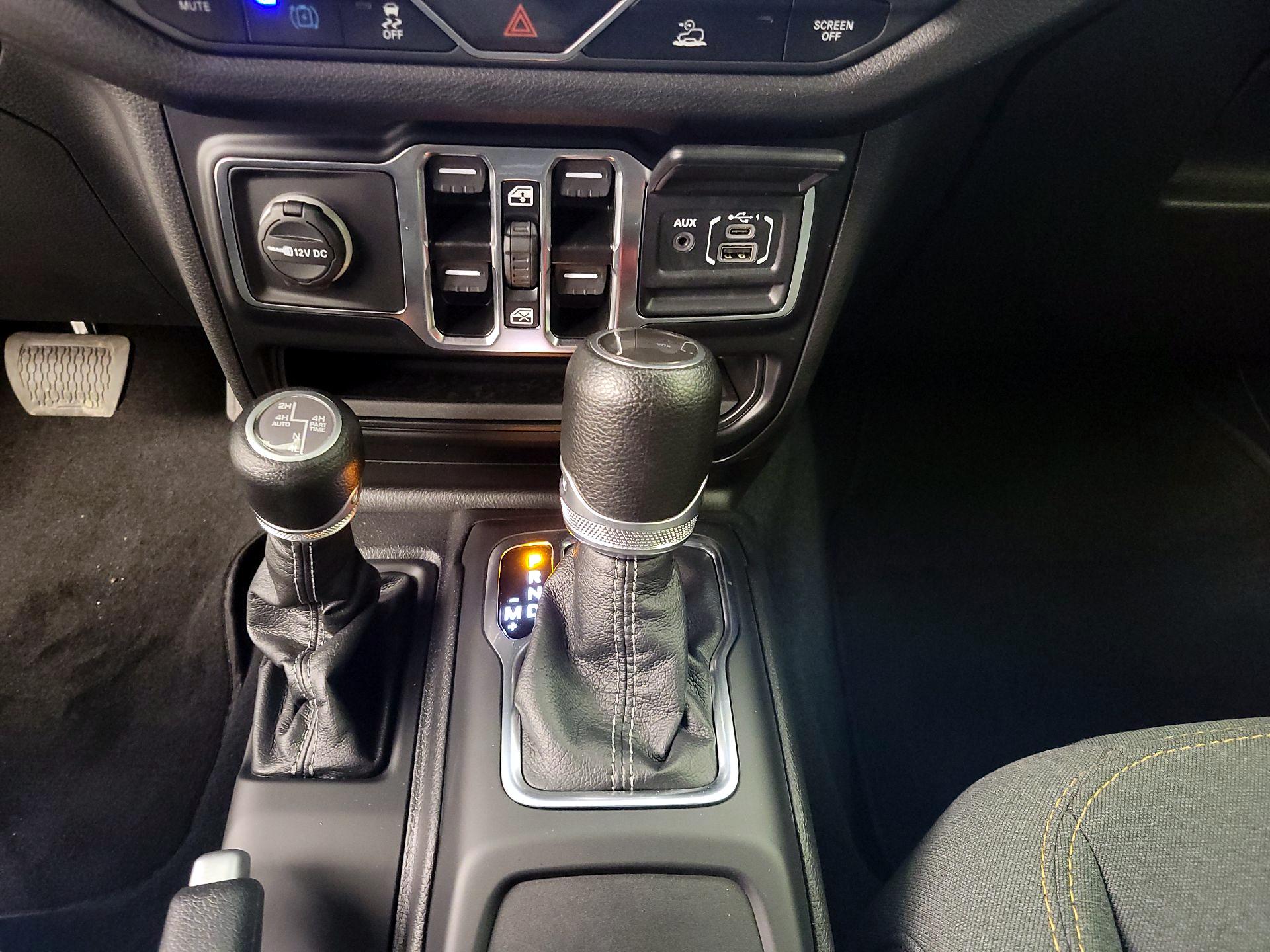 Thumbnail: 2024 Jeep Wrangler - 17