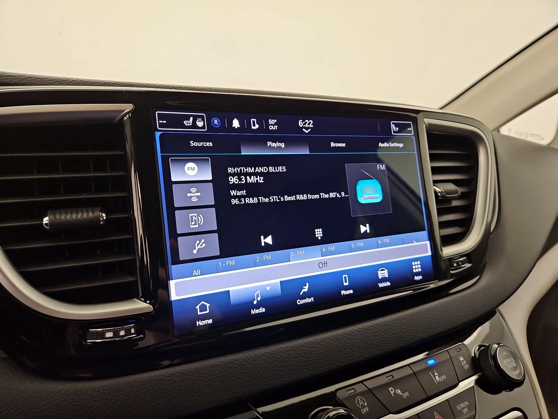 Thumbnail: 2024 Chrysler Pacifica - 15