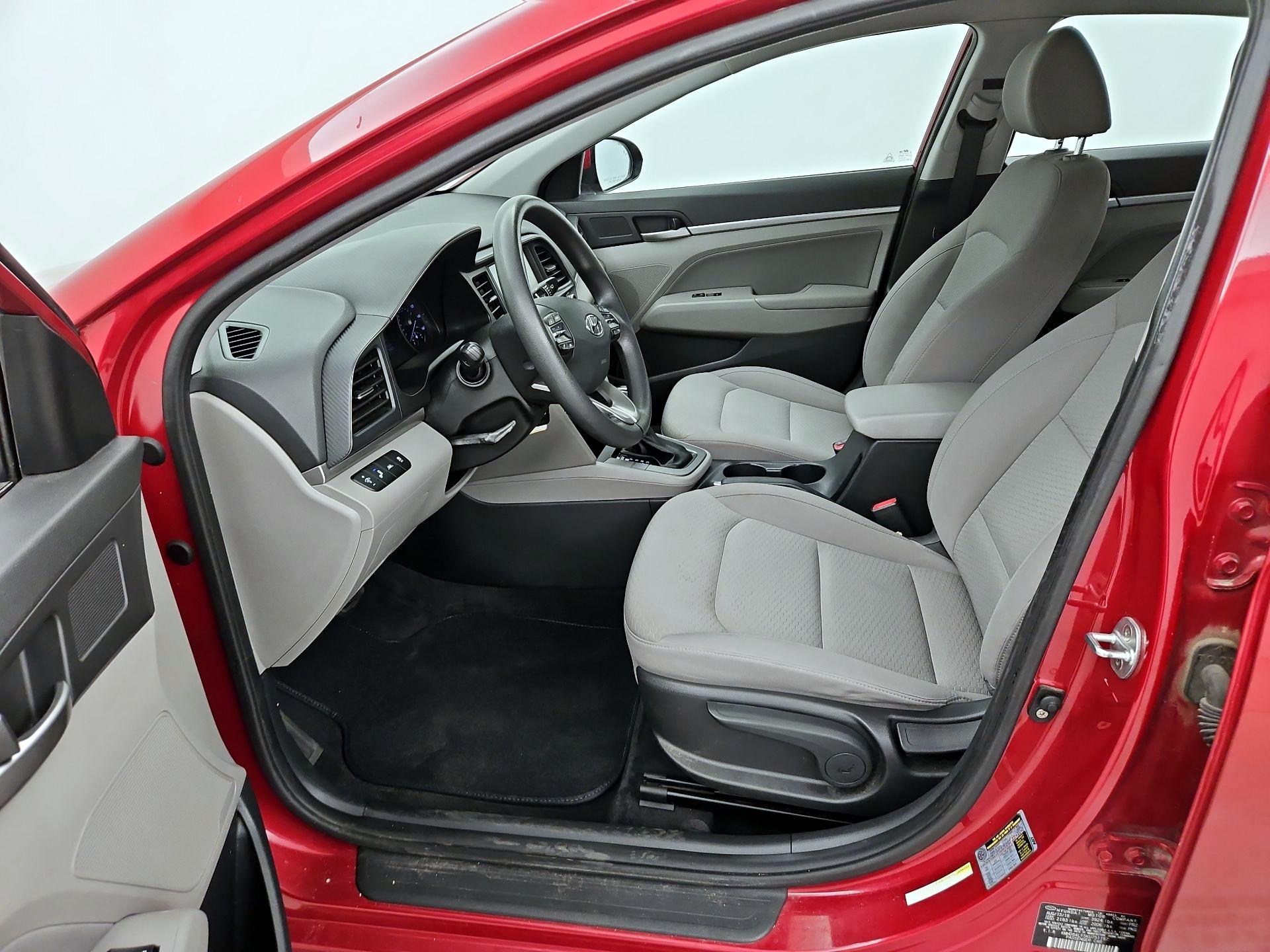 Thumbnail: 2019 Hyundai Elantra - 11