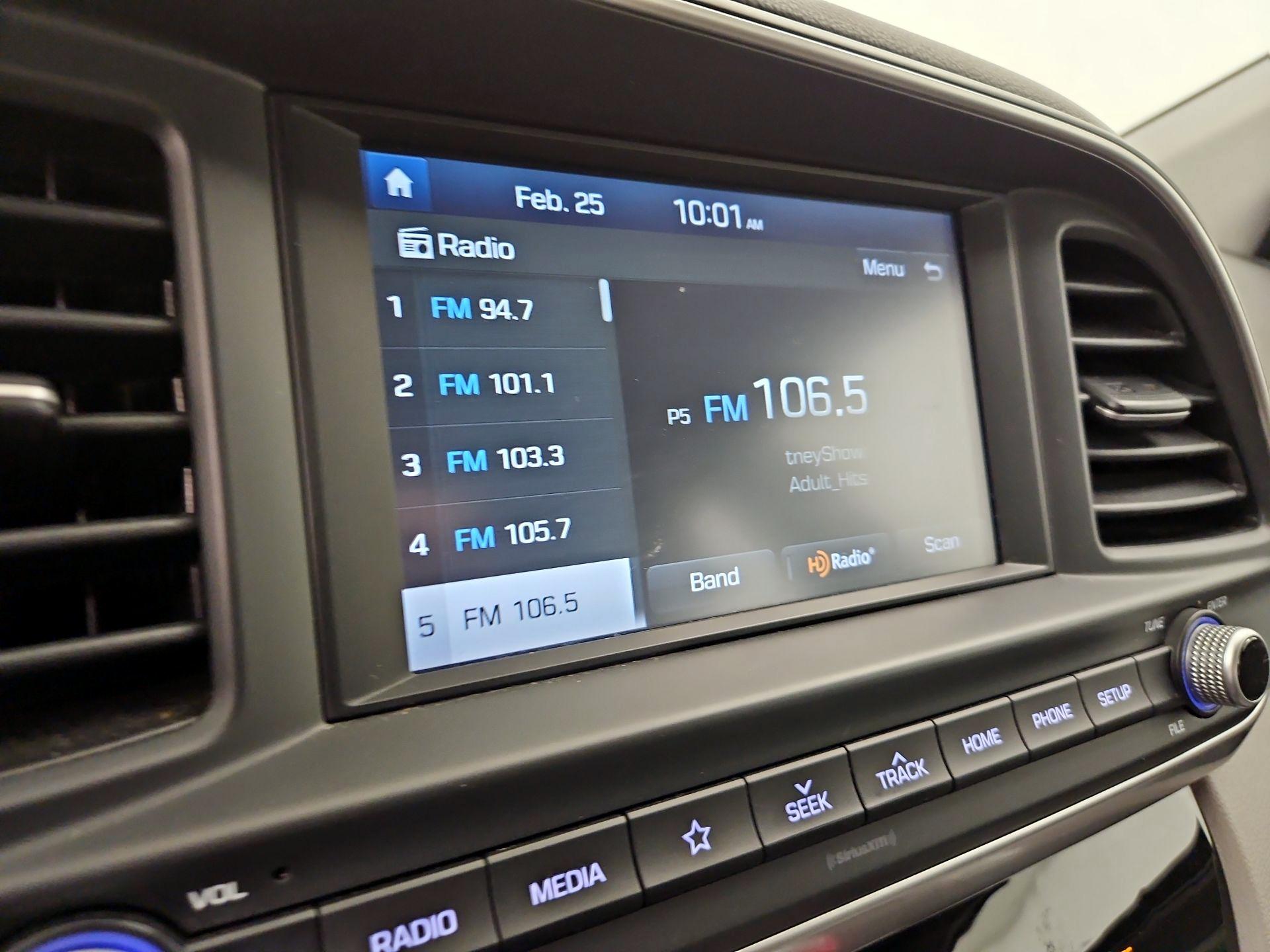 Thumbnail: 2019 Hyundai Elantra - 15