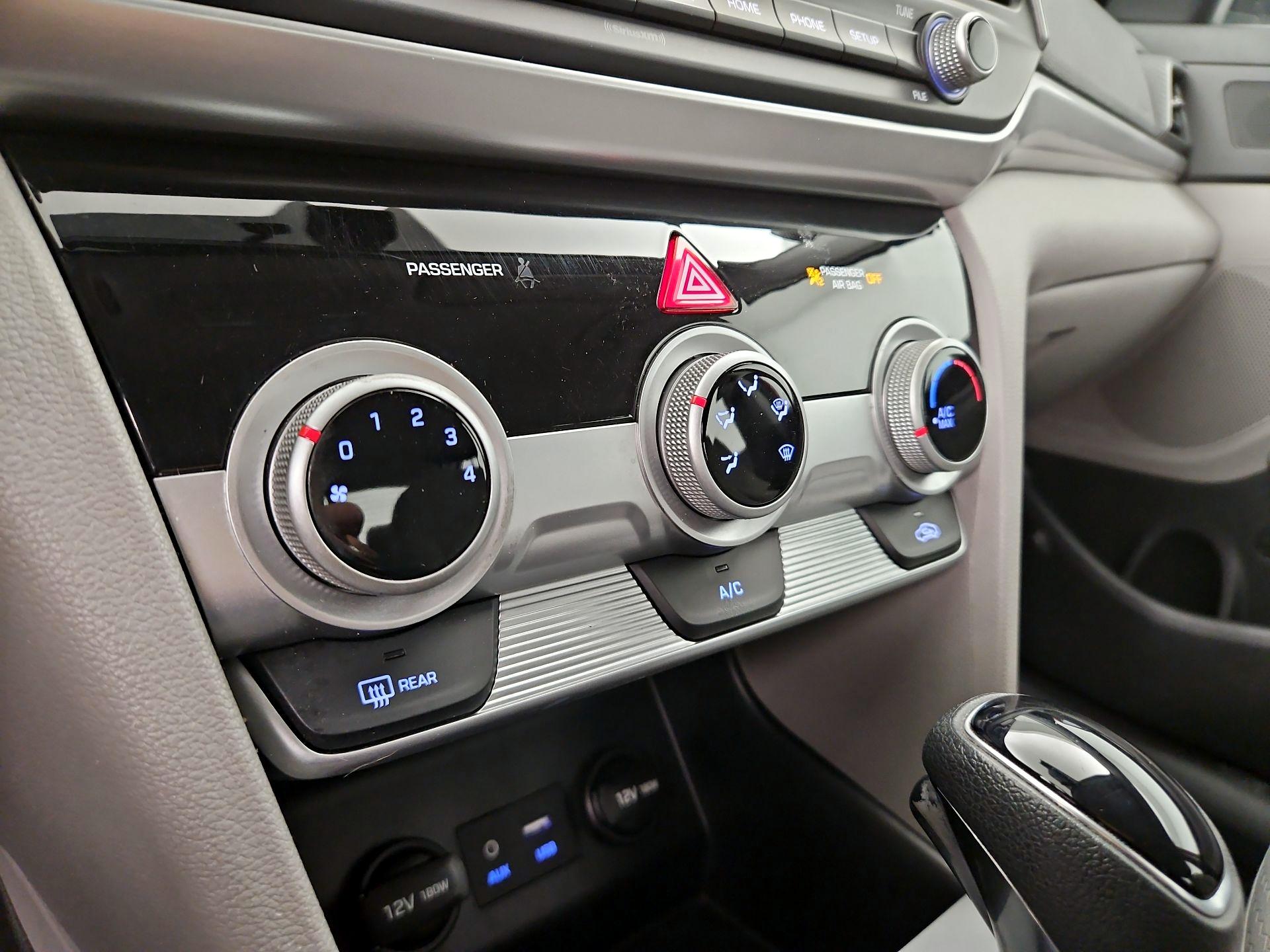 Thumbnail: 2019 Hyundai Elantra - 16