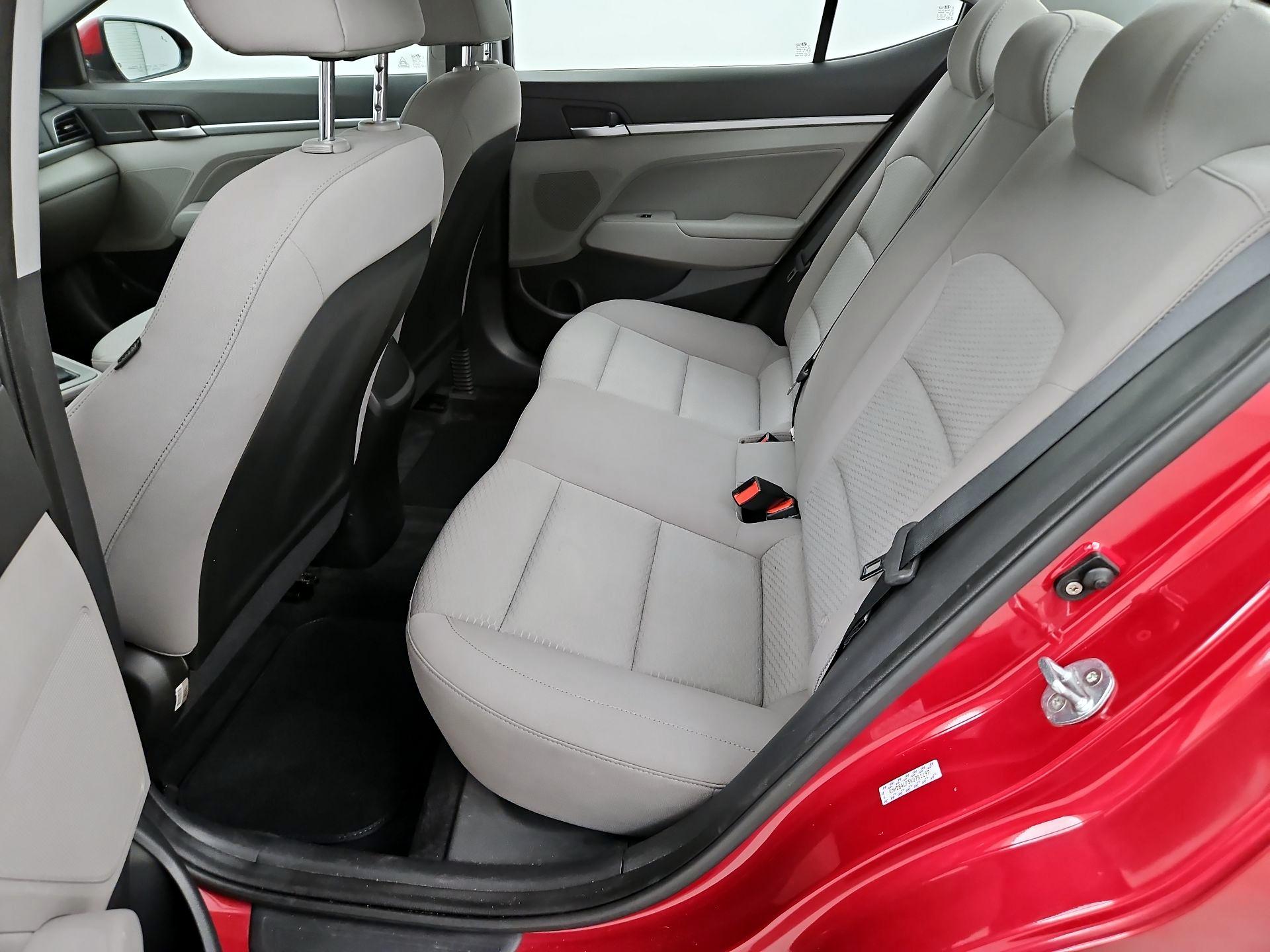 Thumbnail: 2019 Hyundai Elantra - 19