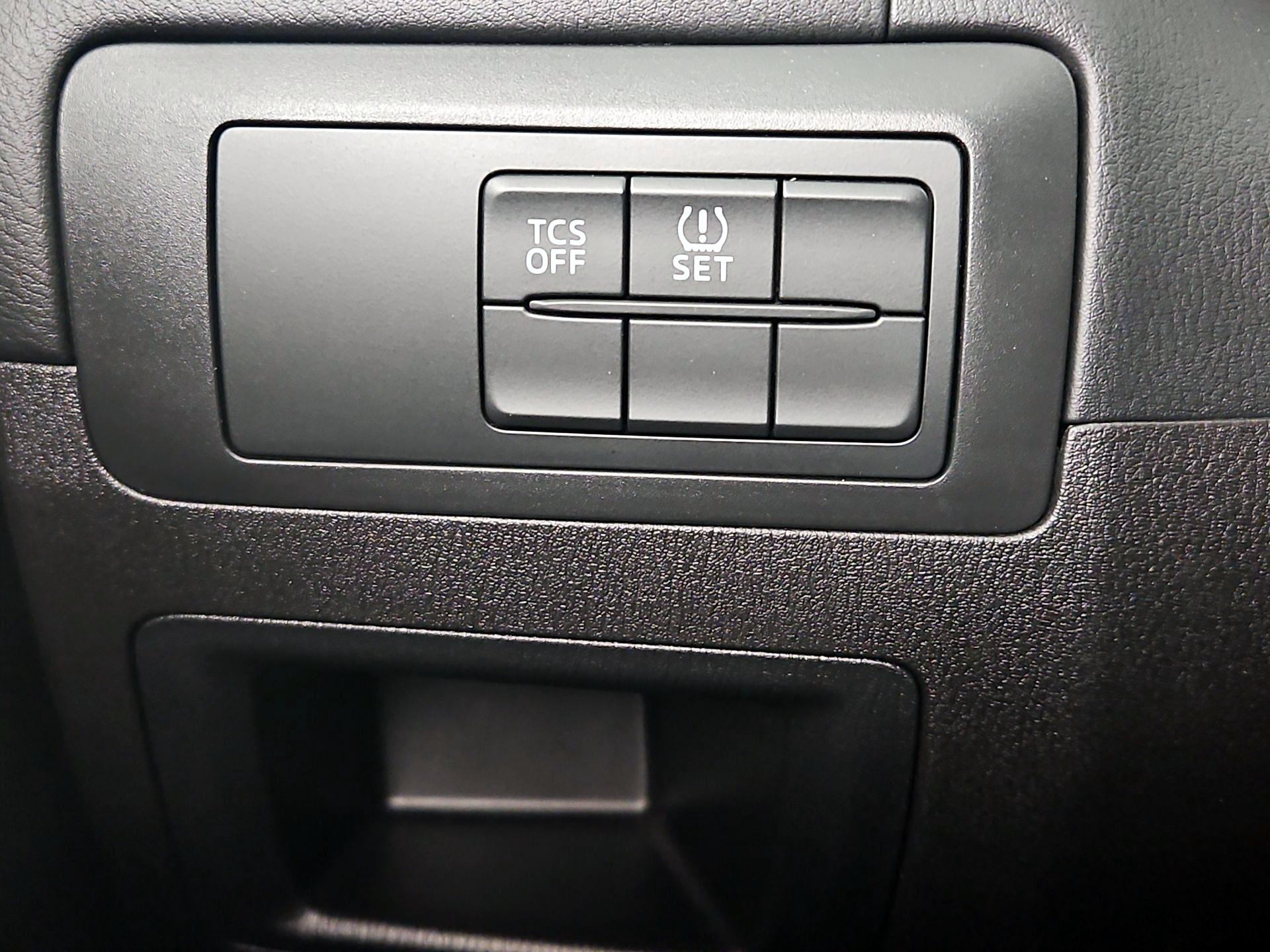 Thumbnail: 2014 Mazda CX-5 - 13