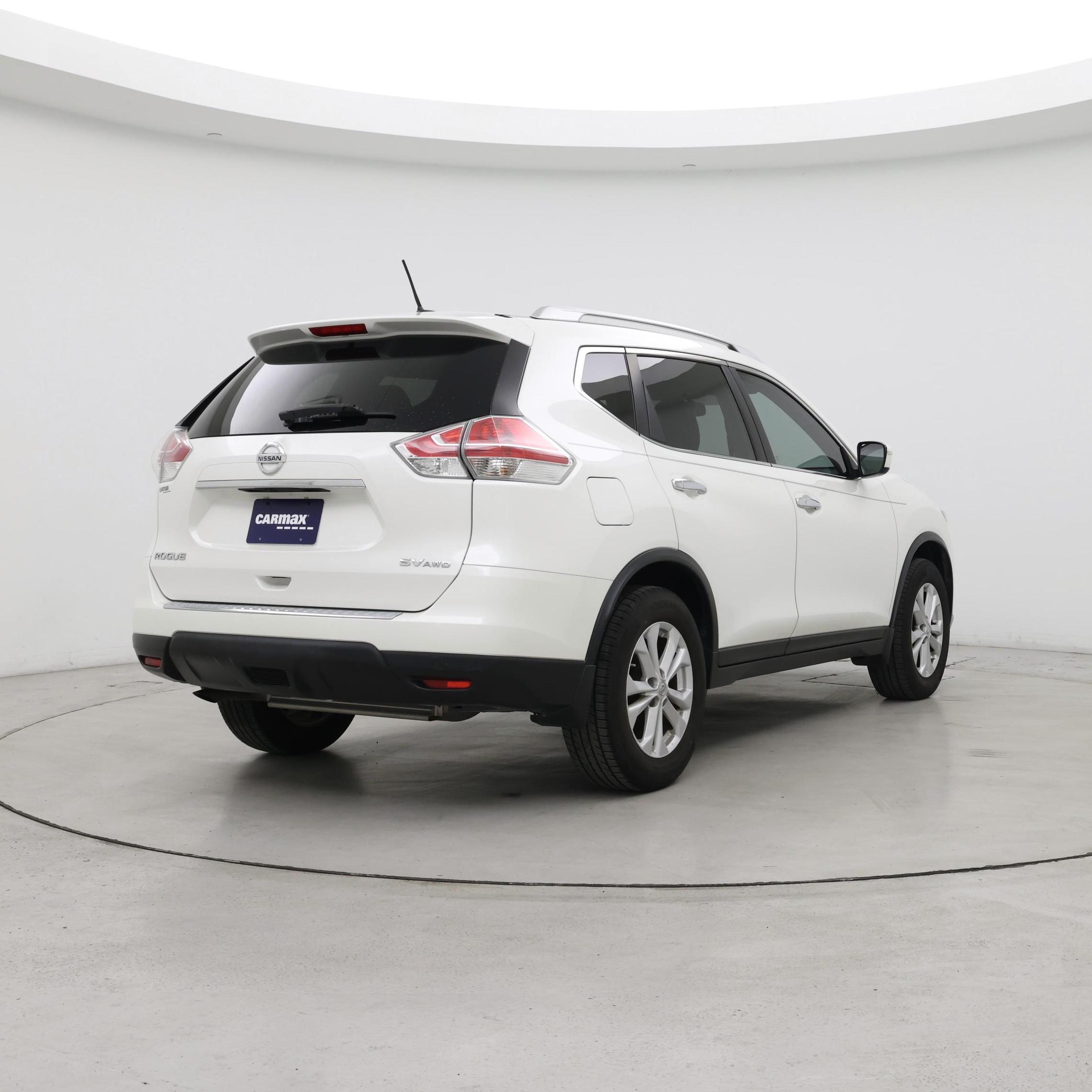 Thumbnail: 2015 Nissan Rogue - 8