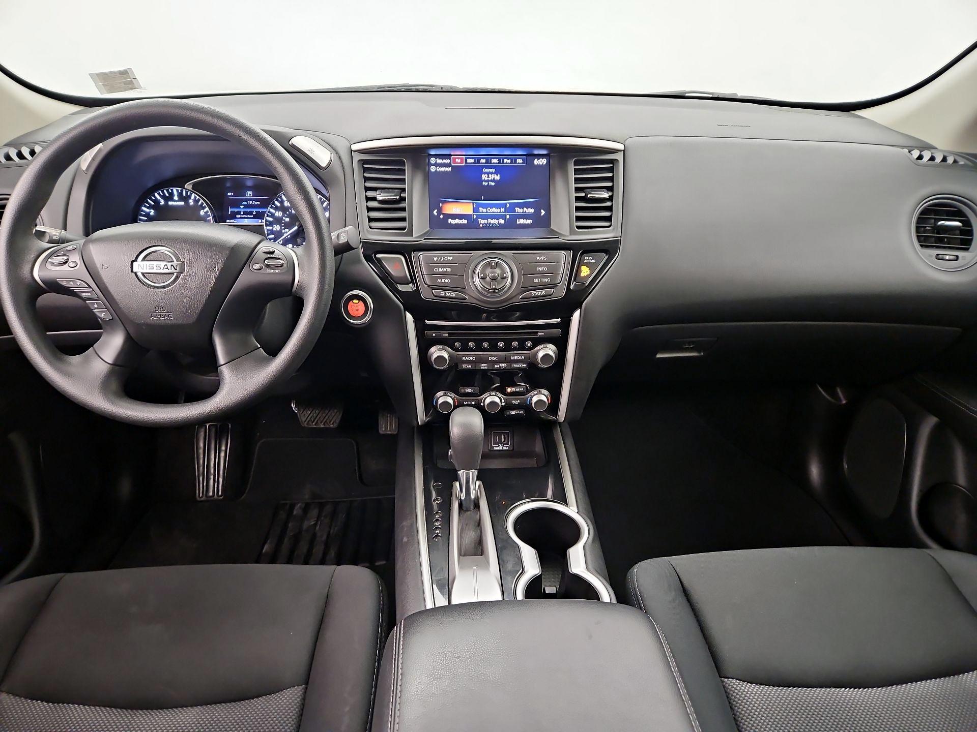 Thumbnail: 2019 Nissan Pathfinder - 9