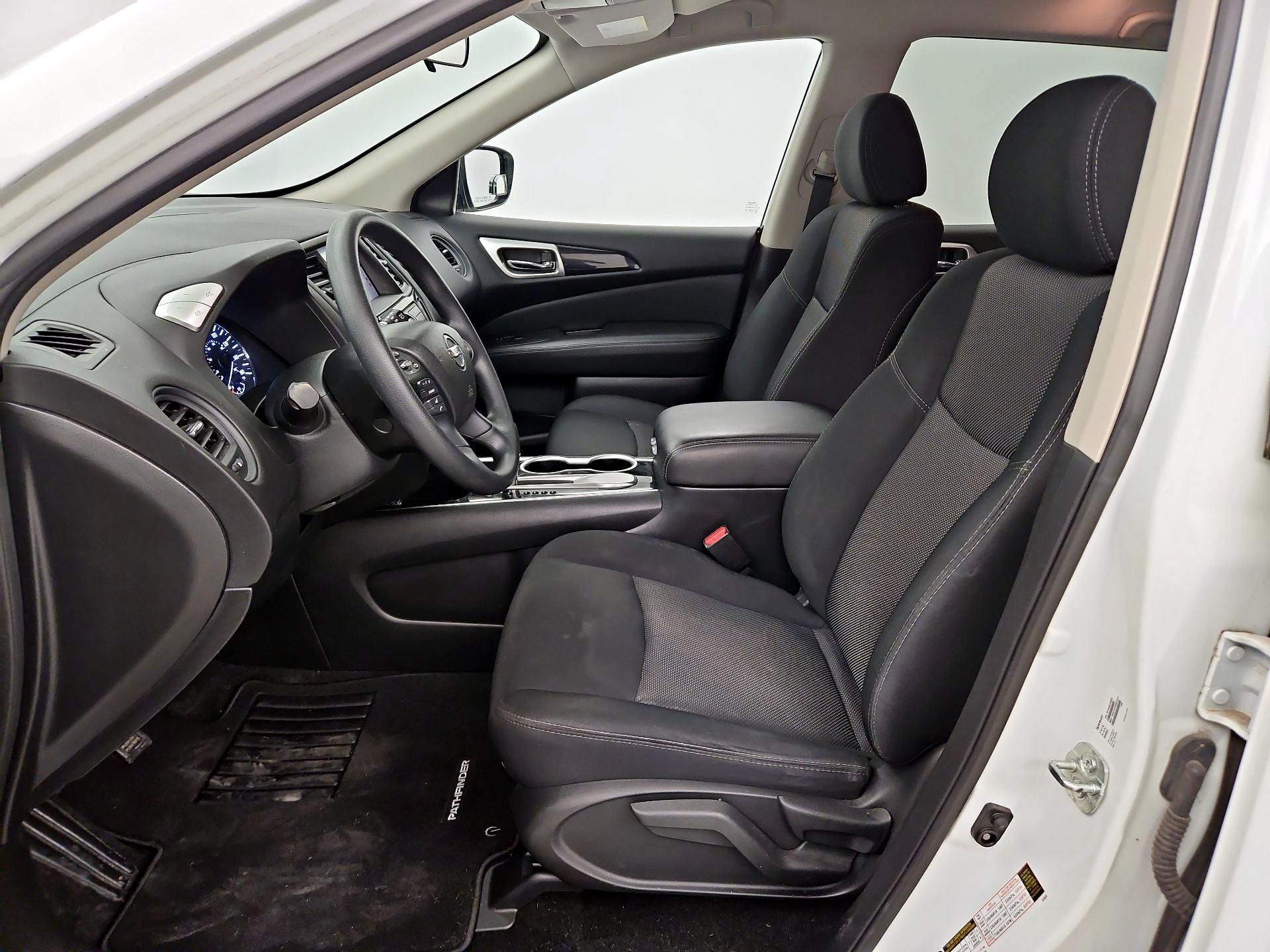 Thumbnail: 2019 Nissan Pathfinder - 11