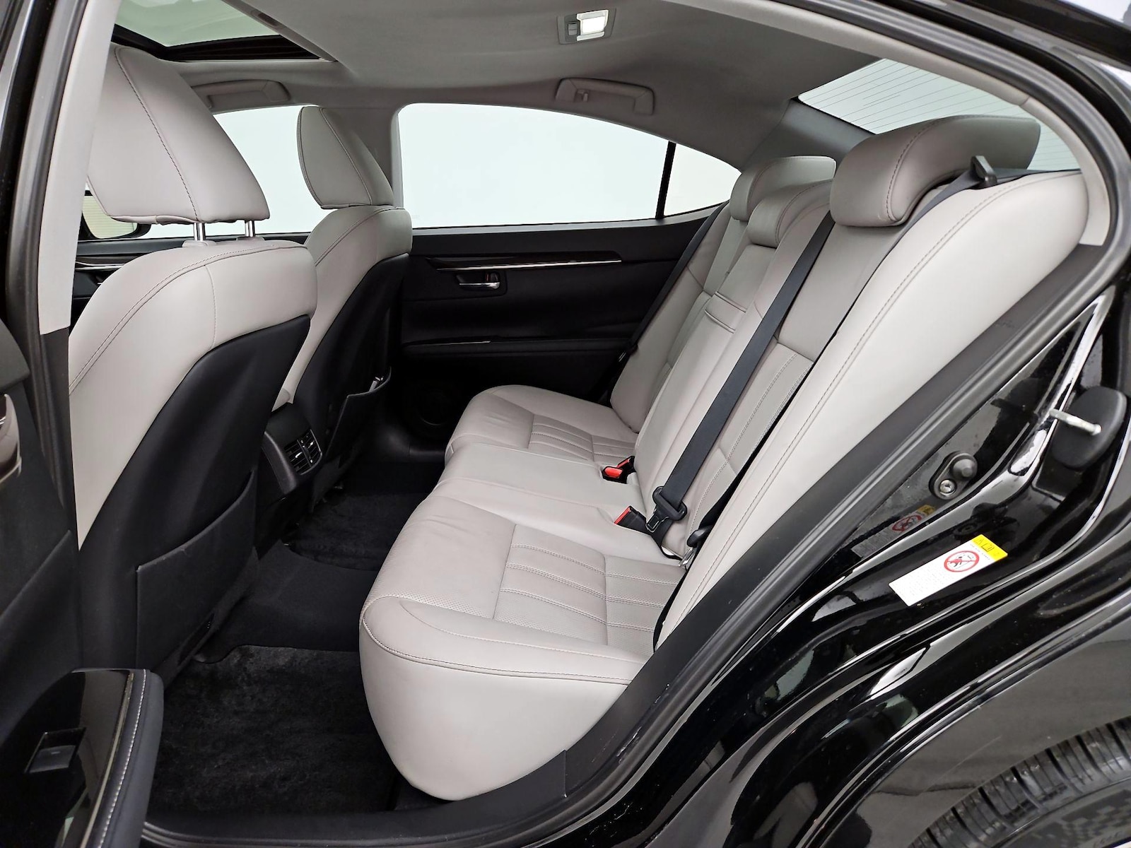 2018 Lexus ES 350 - Photo 22