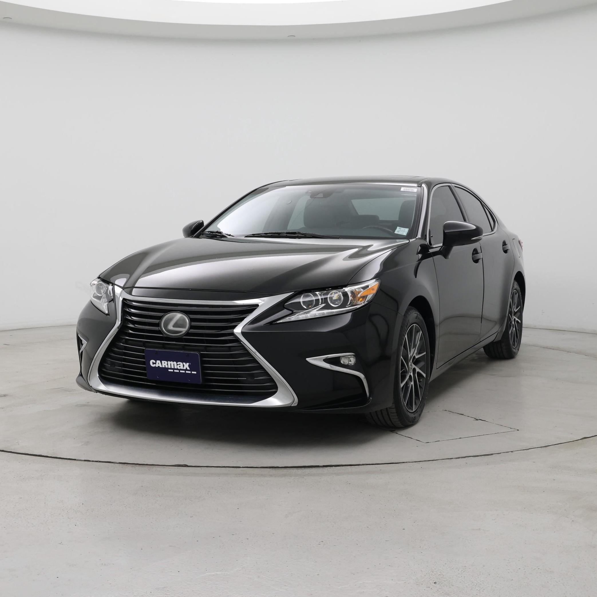 Thumbnail: 2018 Lexus ES - 4