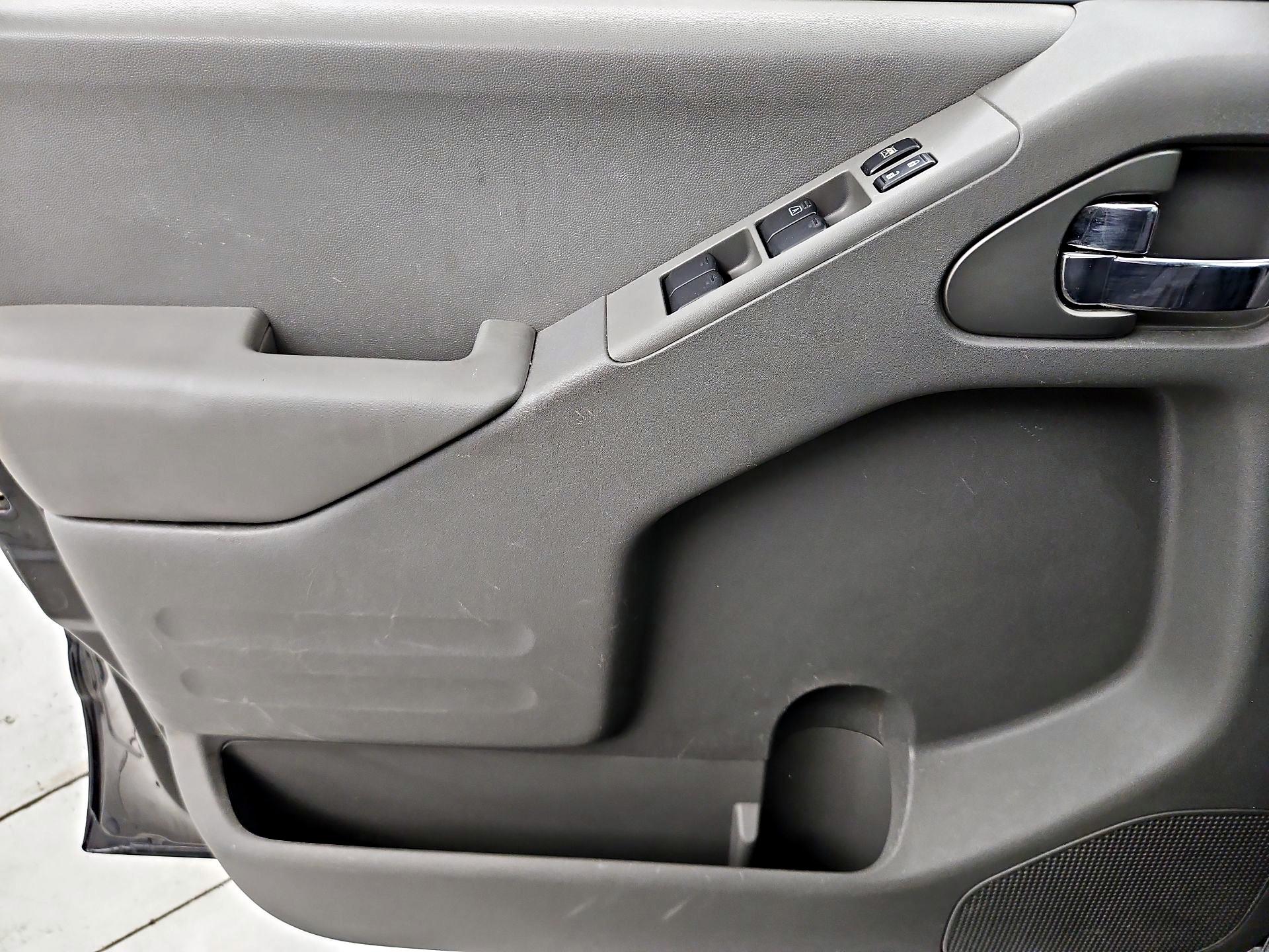 Thumbnail: 2017 Nissan Frontier - 12