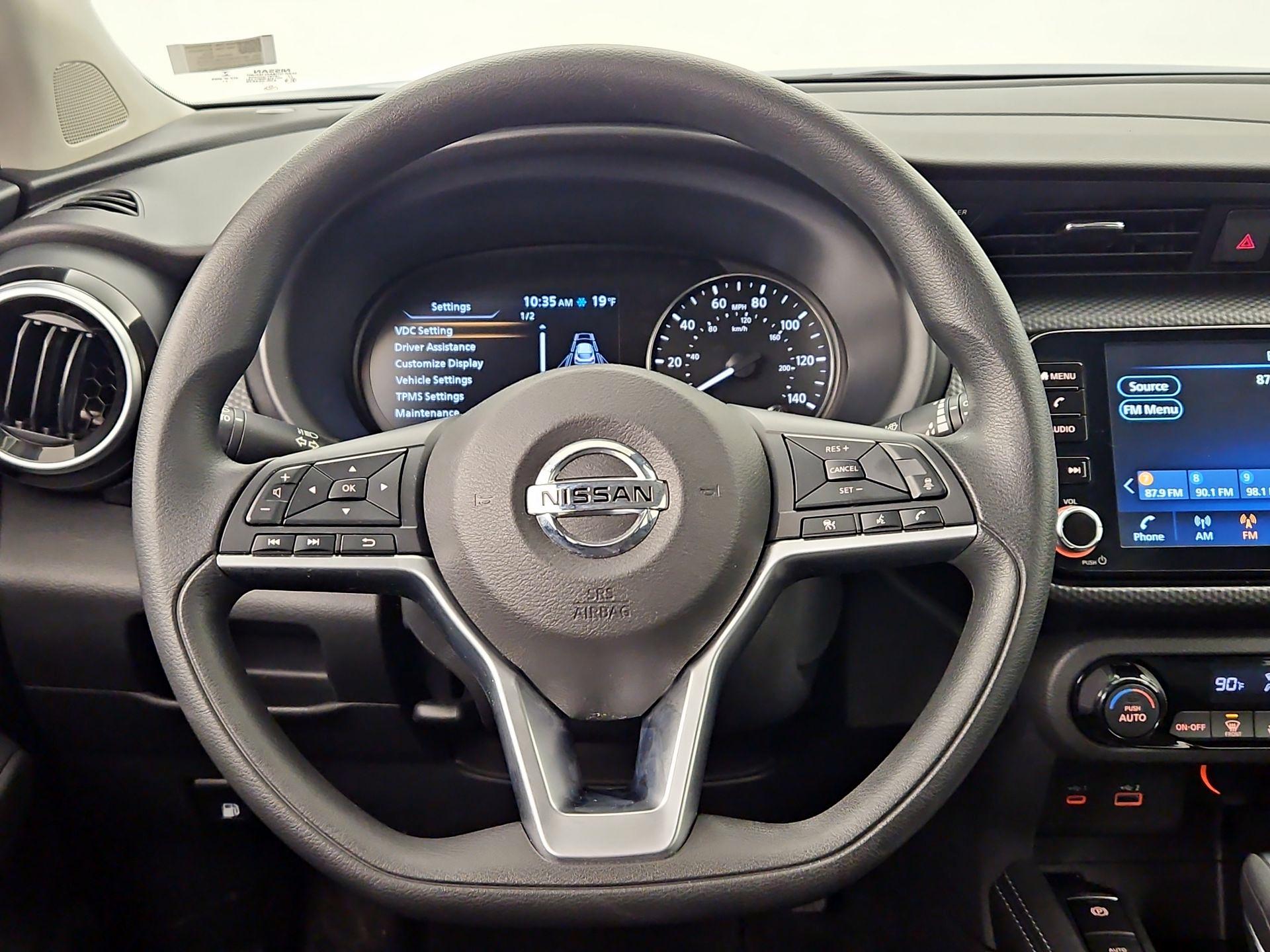 Thumbnail: 2021 Nissan Kicks - 10