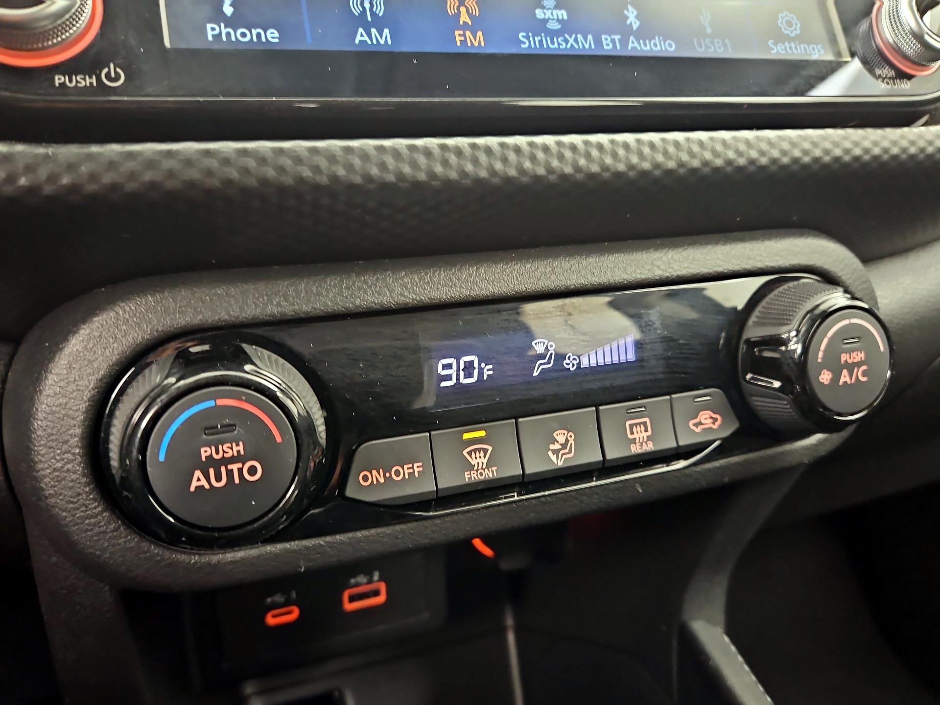 Thumbnail: 2021 Nissan Kicks - 16