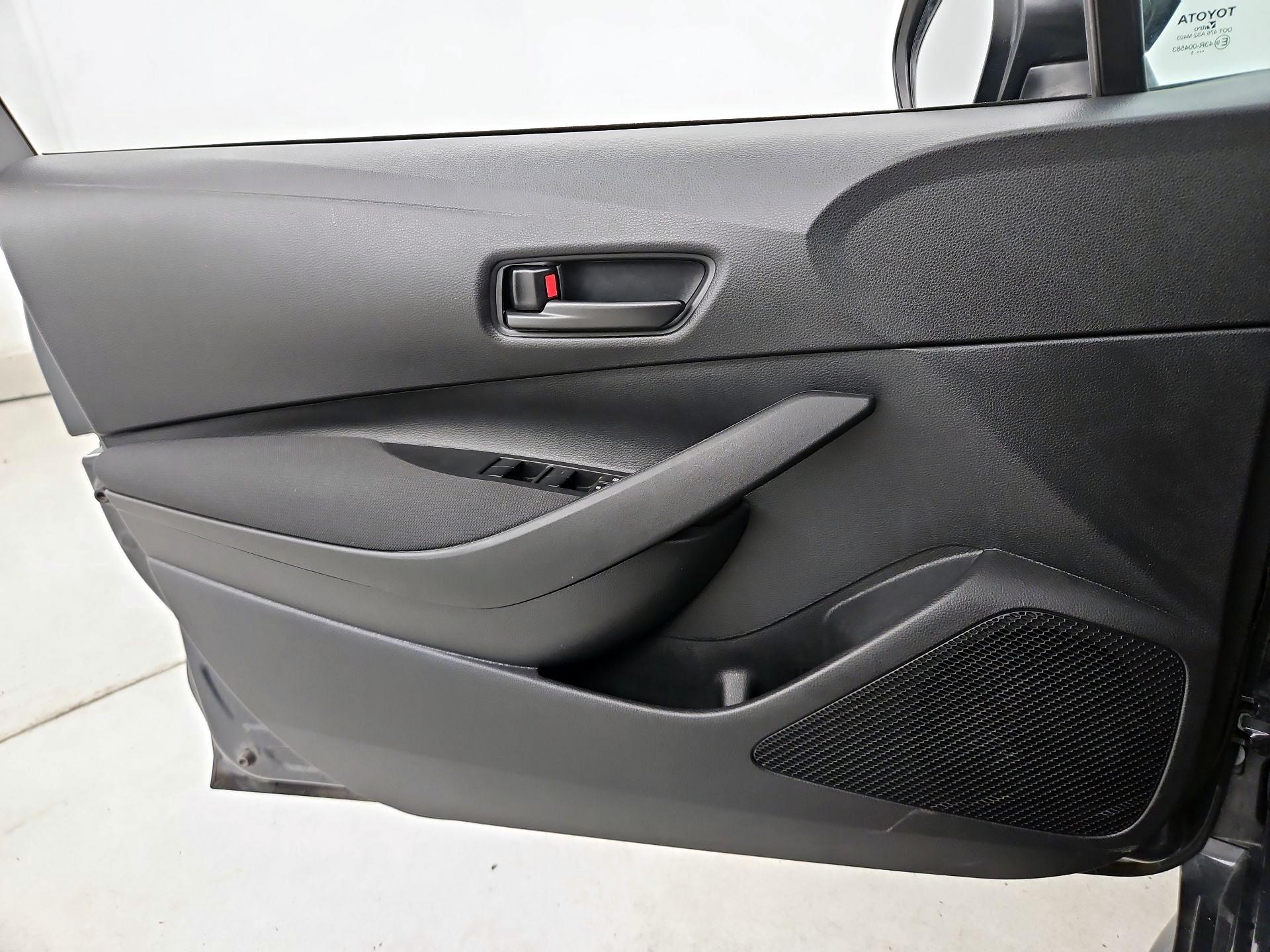 Thumbnail: 2025 Toyota Corolla - 12