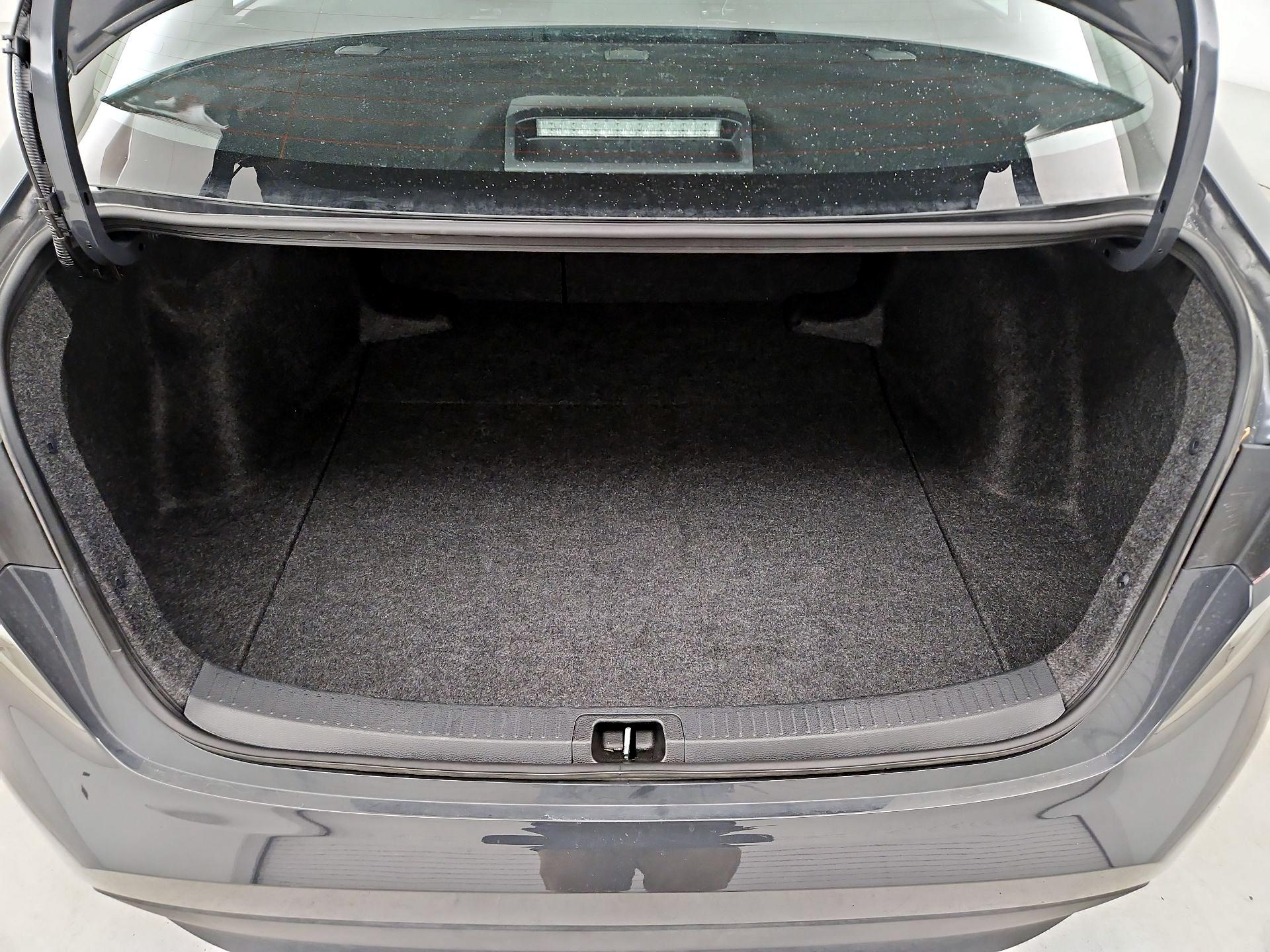 Thumbnail: 2025 Toyota Corolla - 20