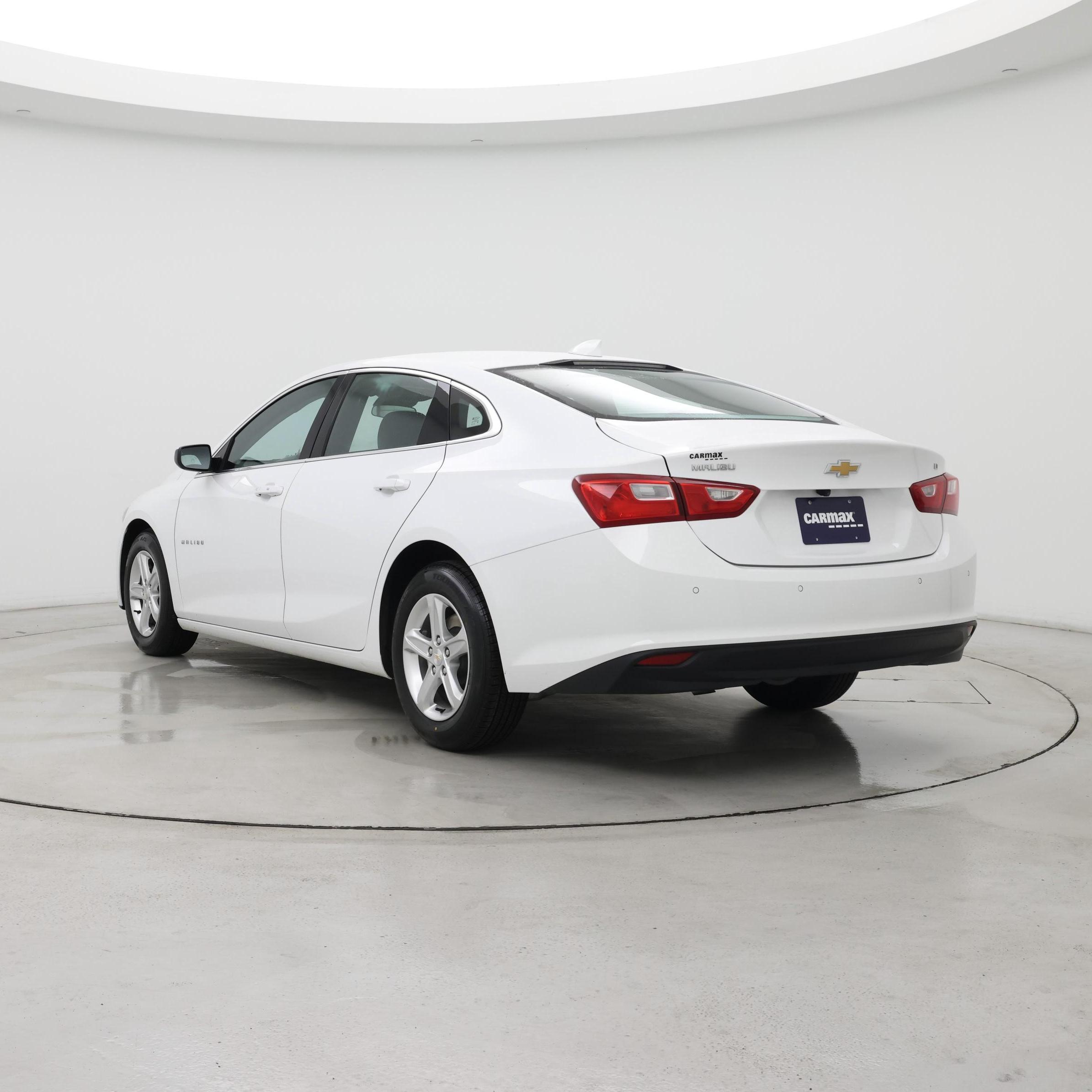 Thumbnail: 2024 Chevrolet Malibu - 2