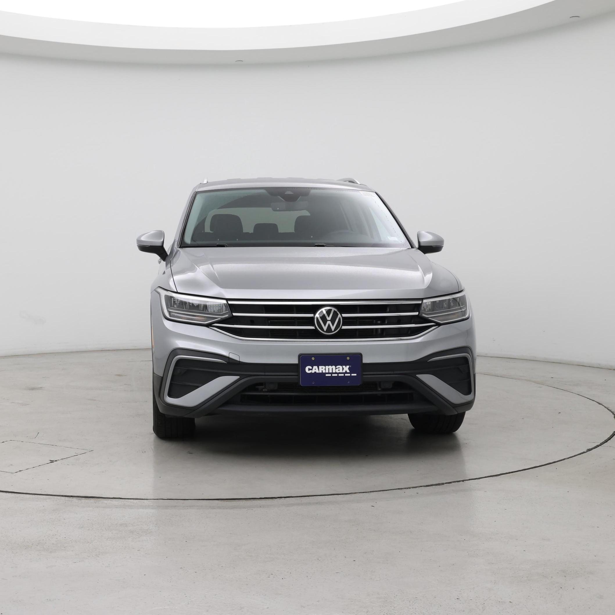 Thumbnail: 2023 Volkswagen Tiguan - 5