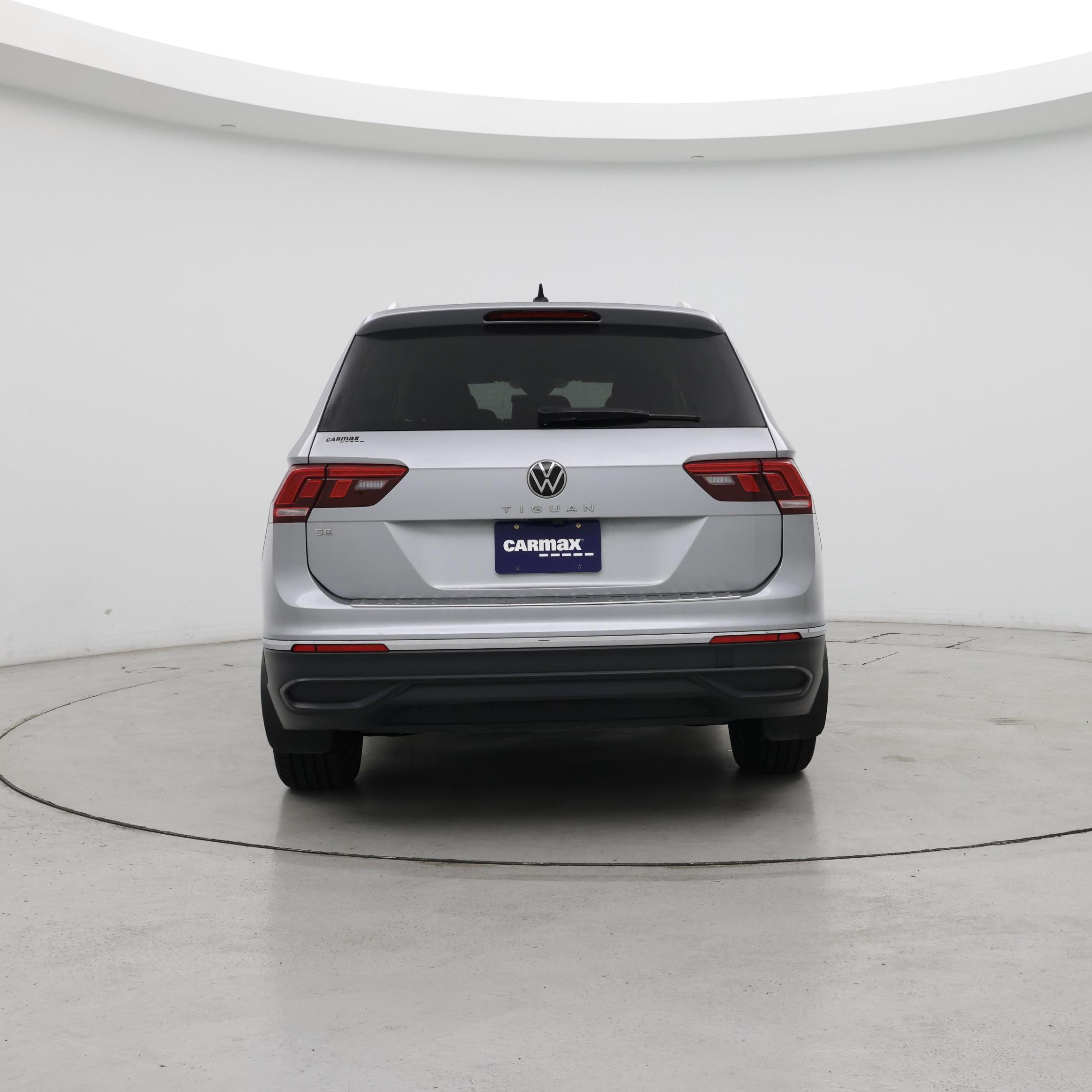 Thumbnail: 2023 Volkswagen Tiguan - 6