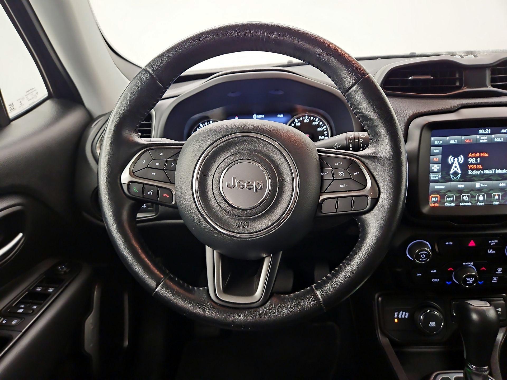 Thumbnail: 2021 Jeep Renegade - 10