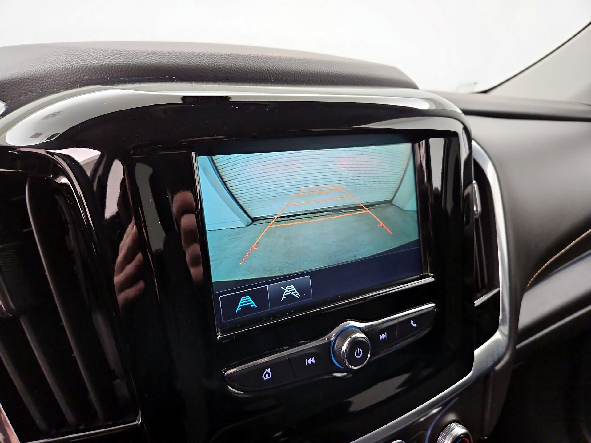 Thumbnail: 2018 Chevrolet Traverse - 14