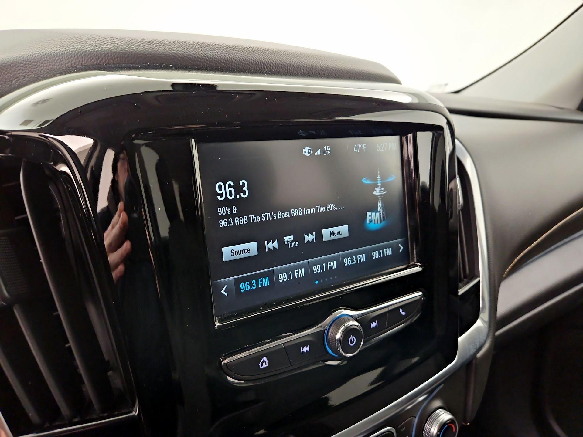 Thumbnail: 2018 Chevrolet Traverse - 15