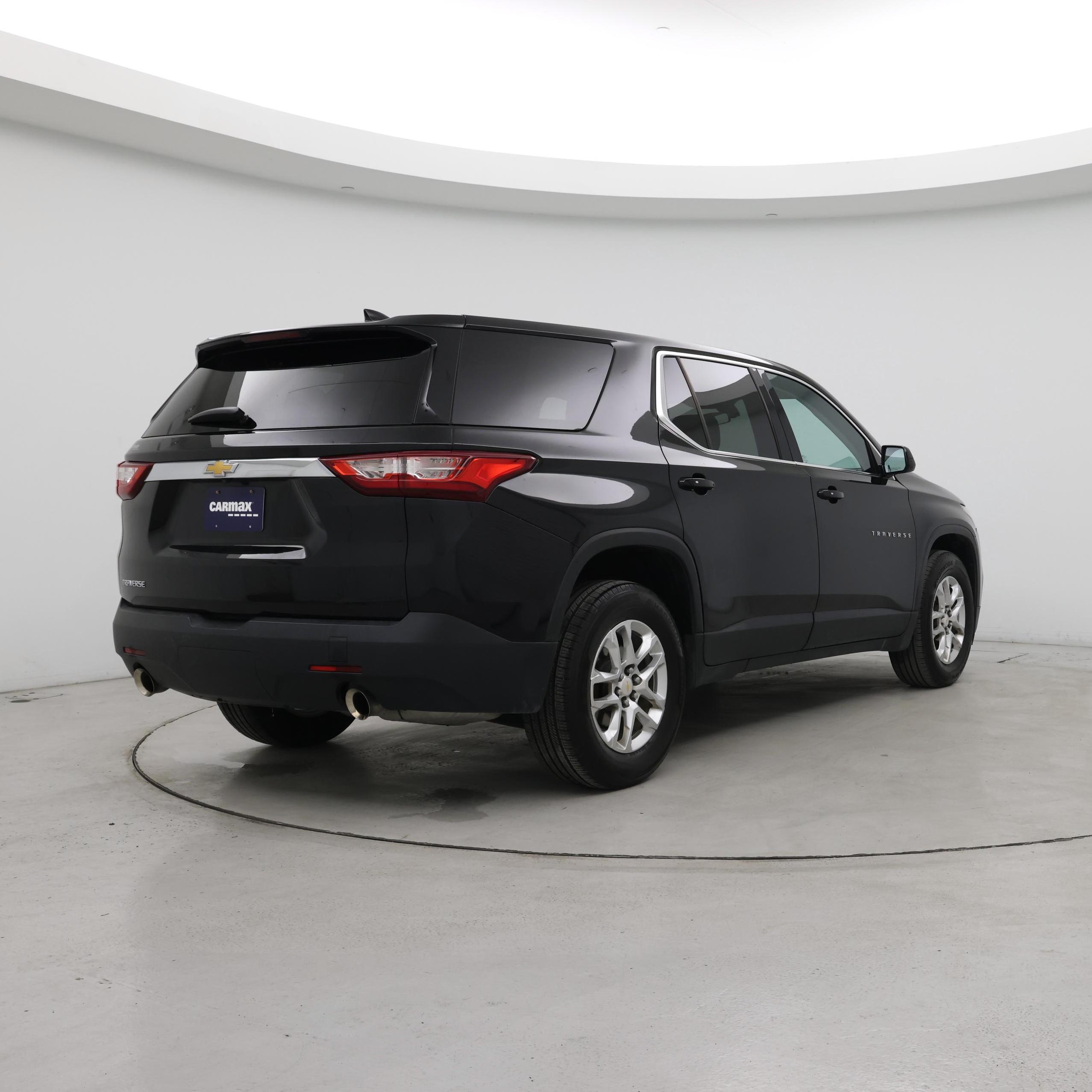 Thumbnail: 2018 Chevrolet Traverse - 8