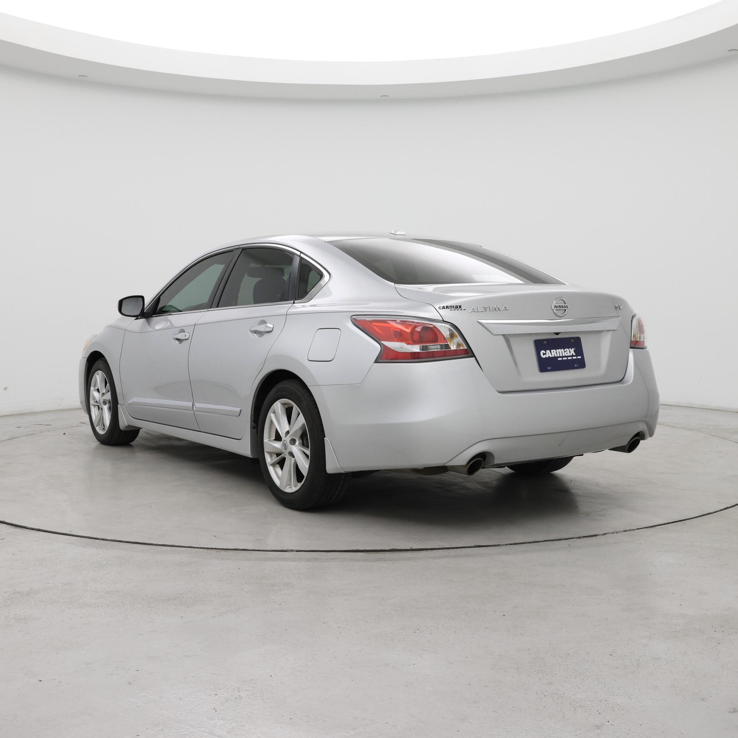 Thumbnail: 2015 Nissan Altima - 2