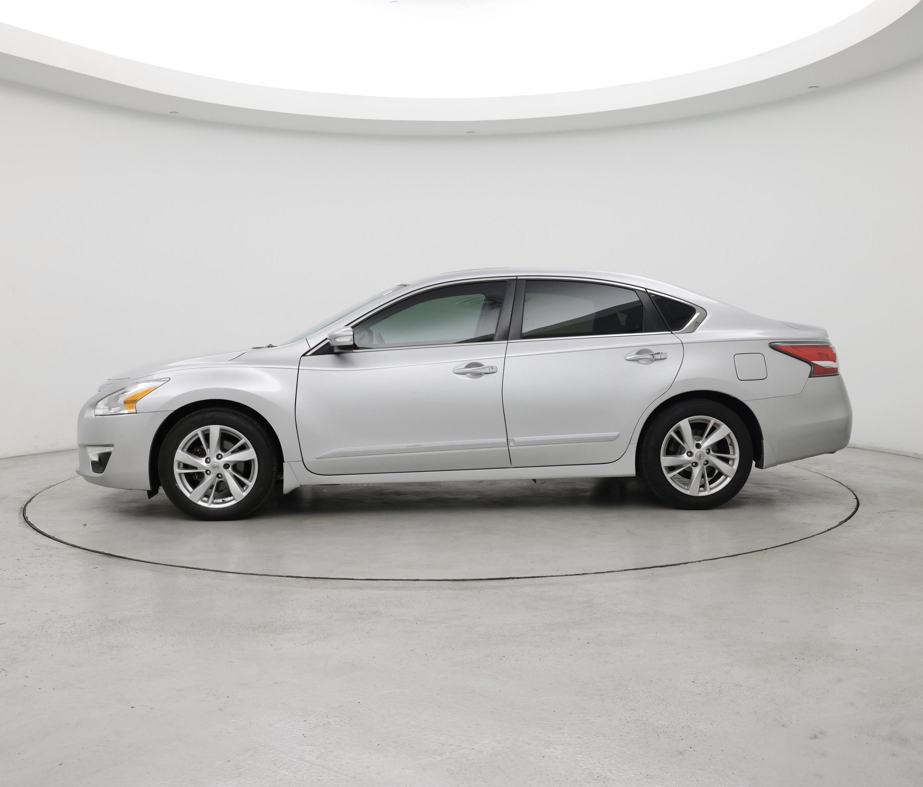 Thumbnail: 2015 Nissan Altima - 3