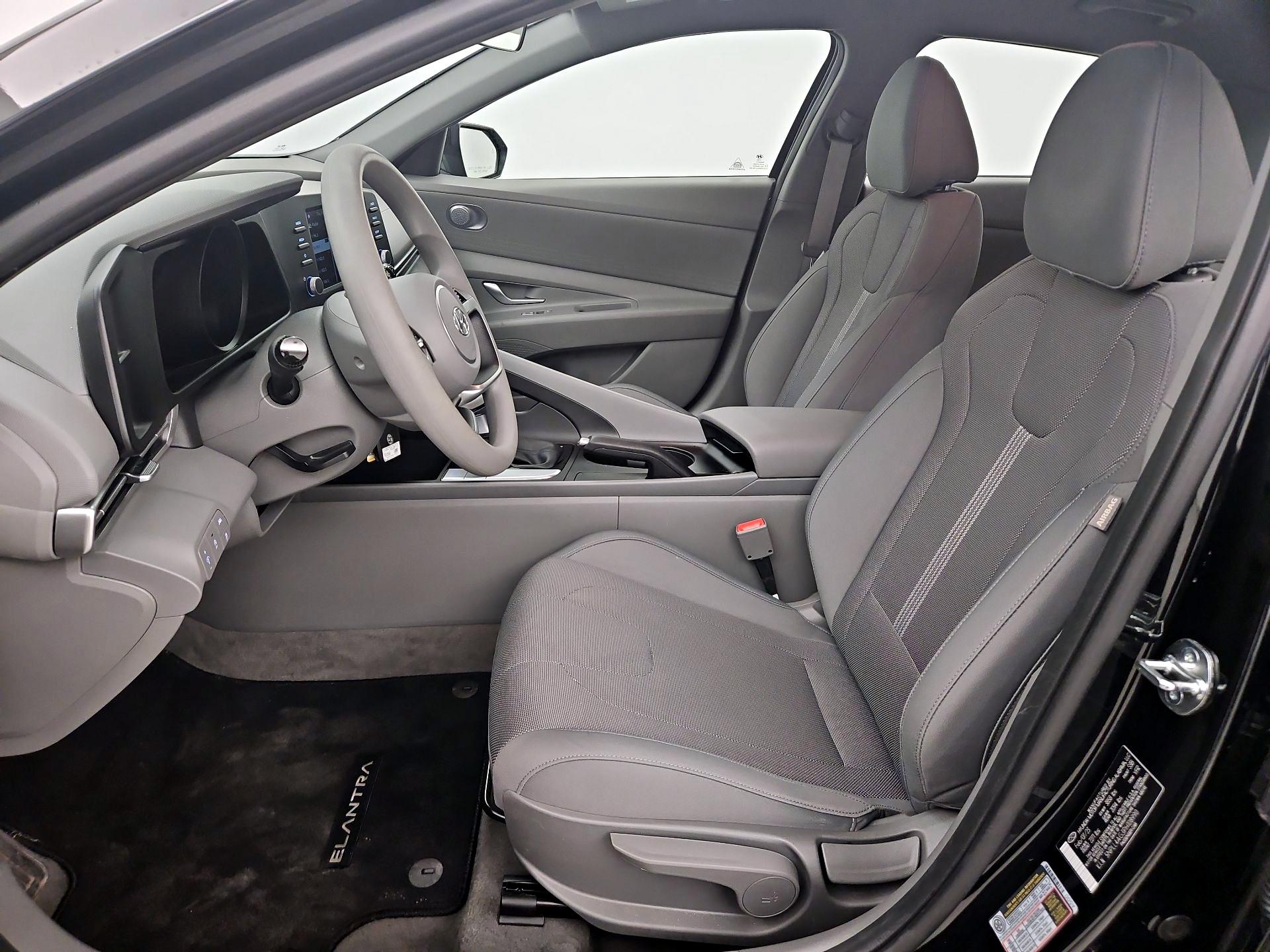 Thumbnail: 2023 Hyundai Elantra - 11