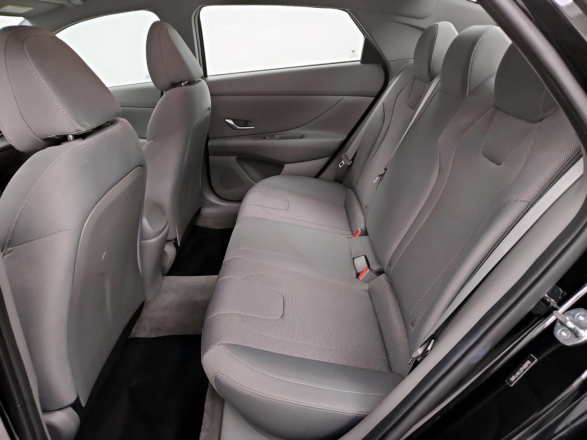 Thumbnail: 2023 Hyundai Elantra - 19