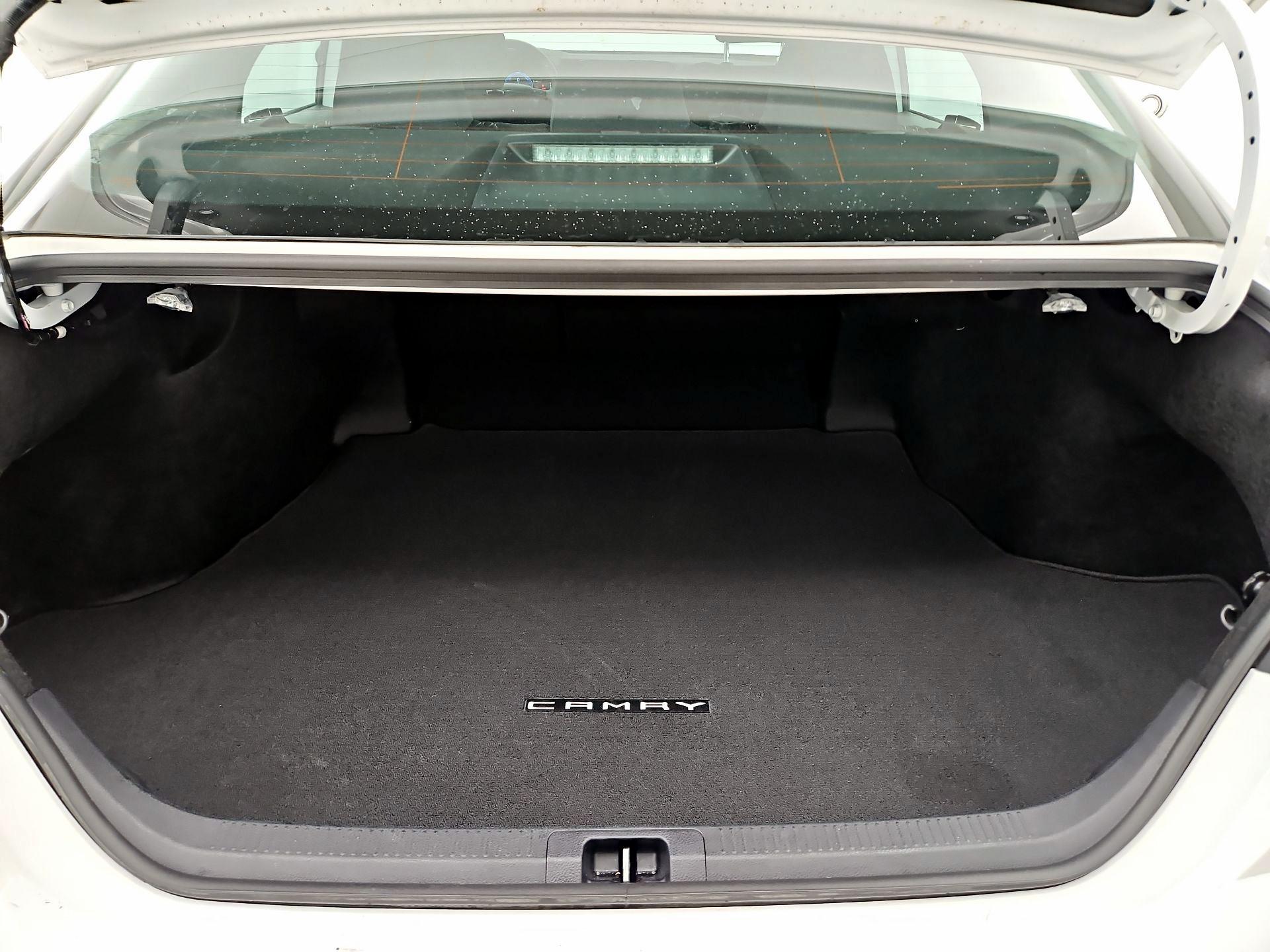 Thumbnail: 2025 Toyota Camry - 20