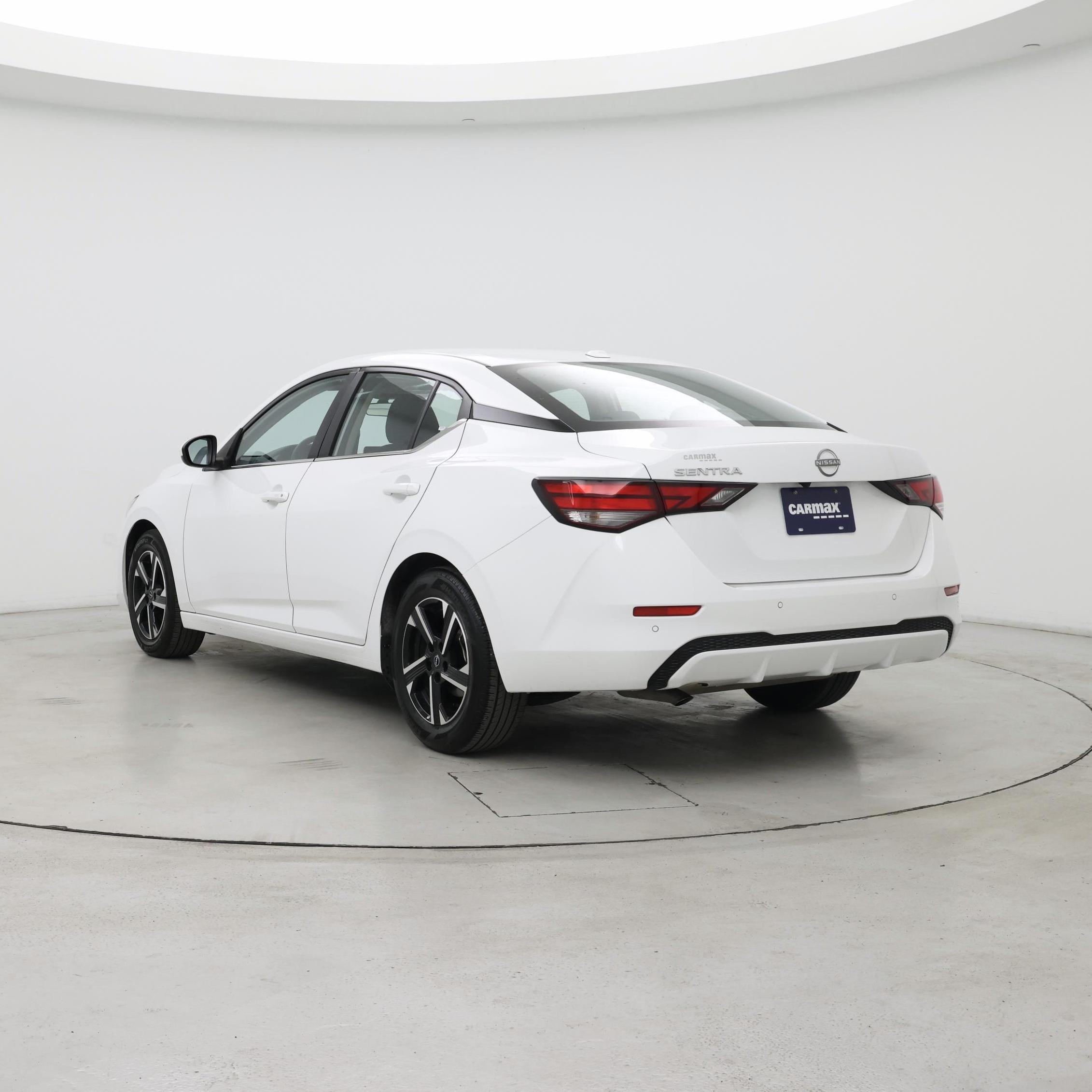 Thumbnail: 2025 Nissan Sentra - 2