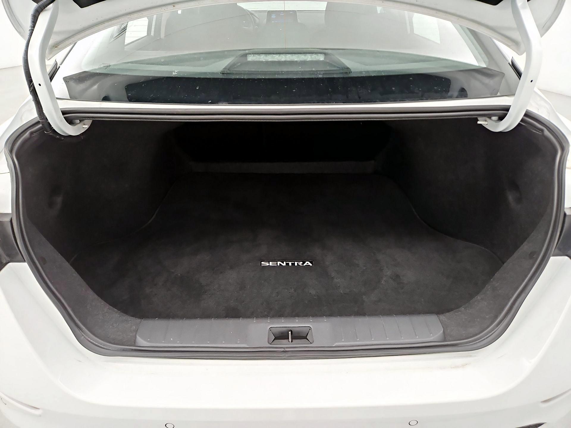 Thumbnail: 2025 Nissan Sentra - 20