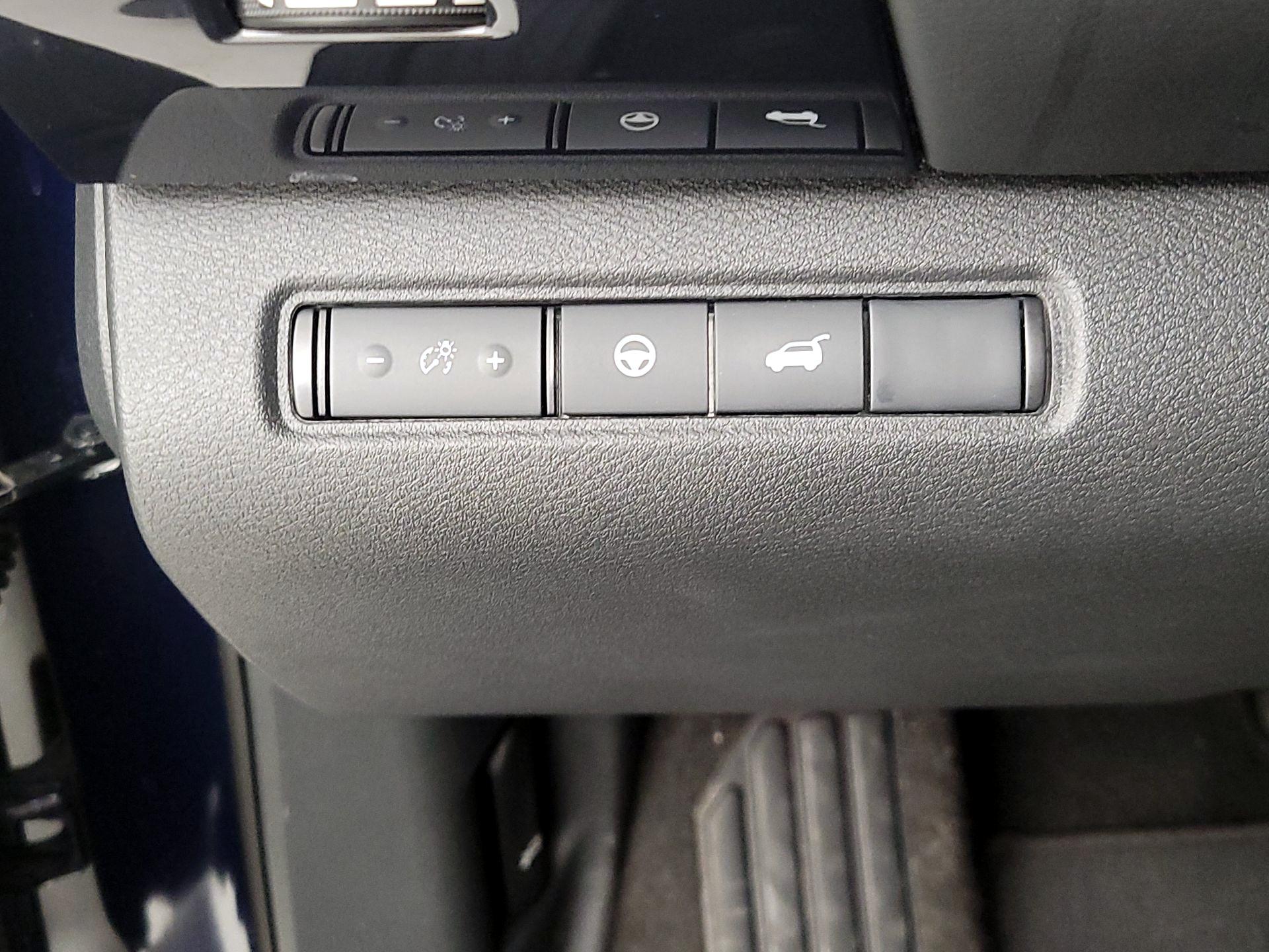 Thumbnail: 2025 Nissan Pathfinder - 13