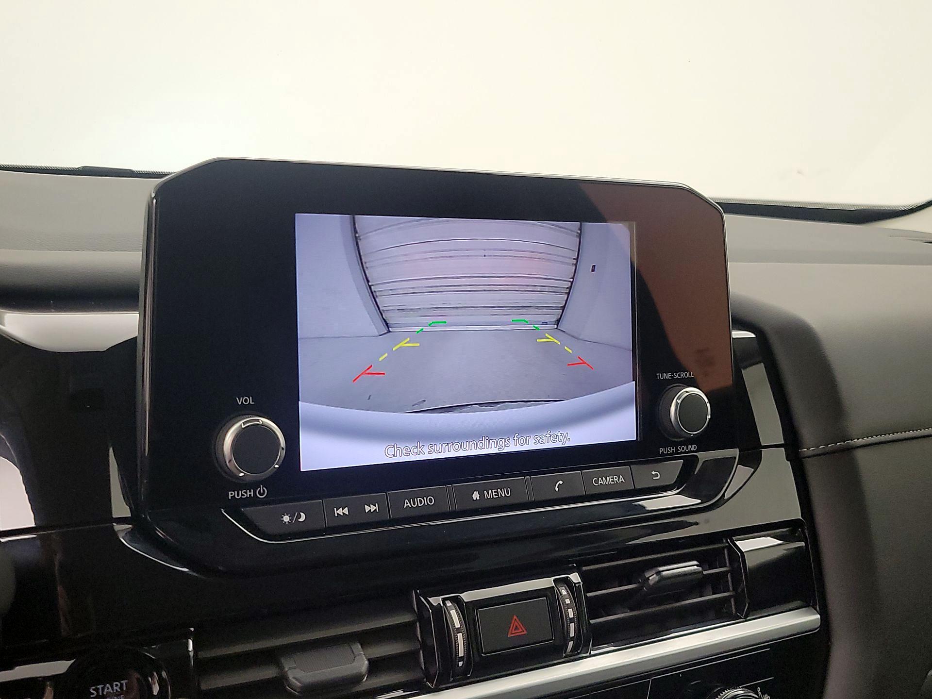 Thumbnail: 2025 Nissan Pathfinder - 14