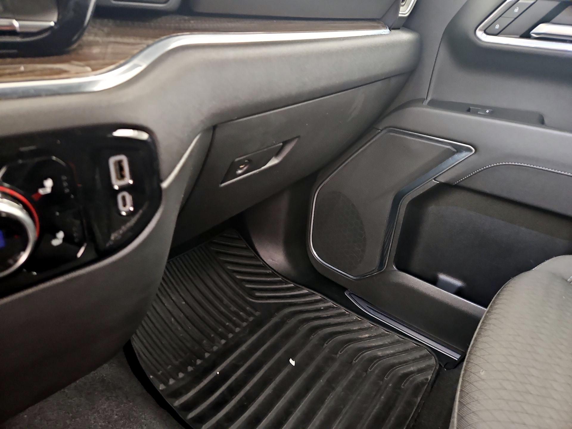 Thumbnail: 2023 GMC Sierra 1500 - 18