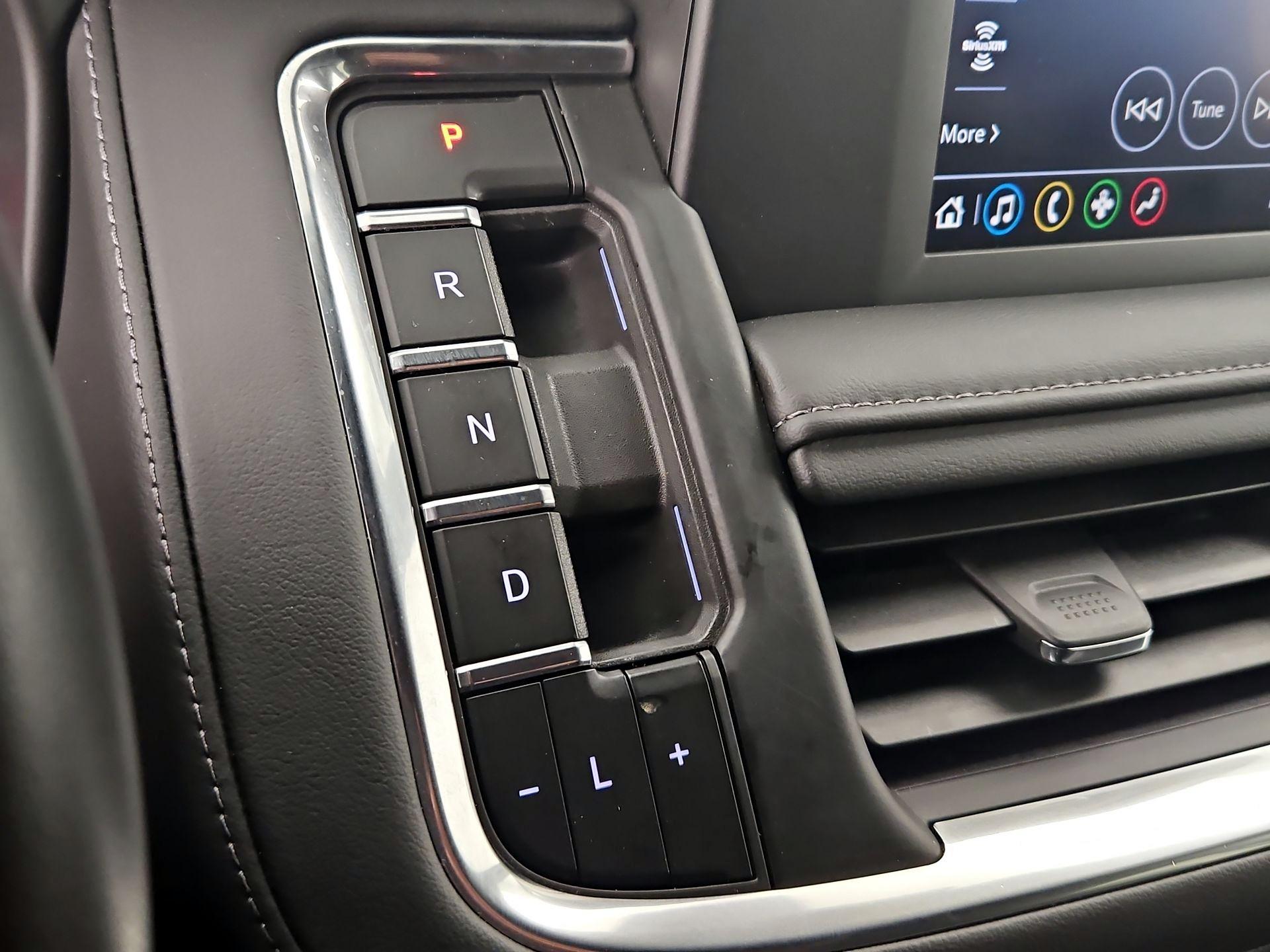 Thumbnail: 2024 Chevrolet Tahoe - 17