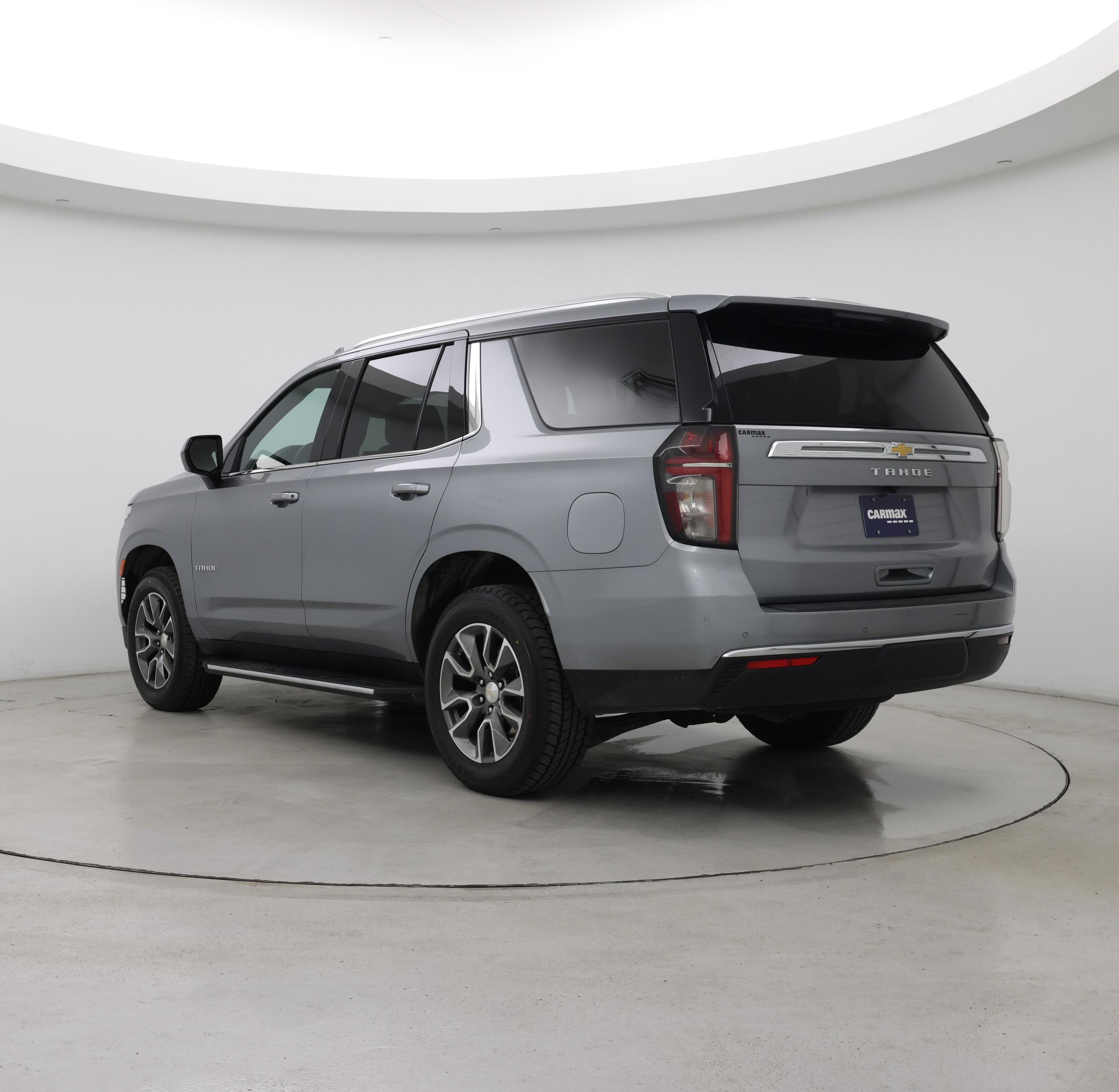 Thumbnail: 2024 Chevrolet Tahoe - 2