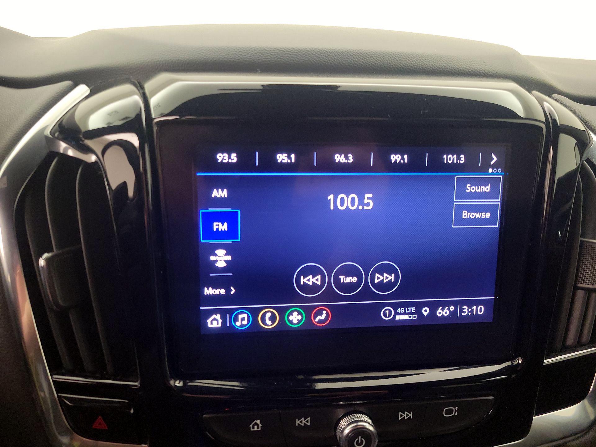 Thumbnail: 2023 Chevrolet Traverse - 15