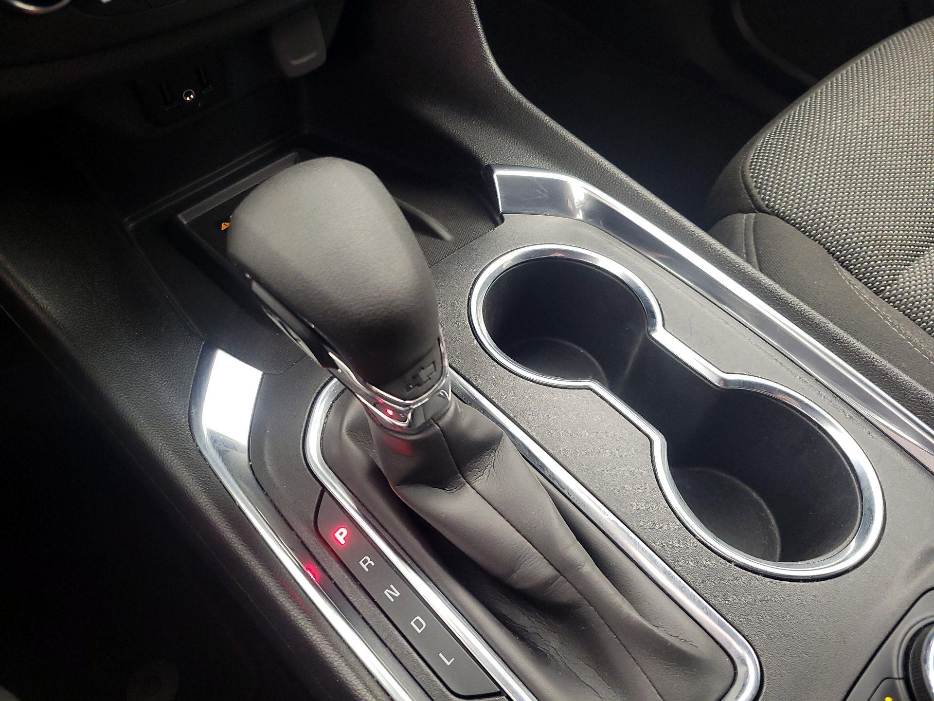 Thumbnail: 2023 Chevrolet Traverse - 17