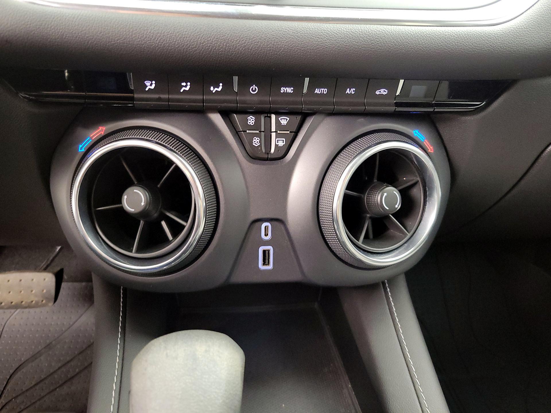 Thumbnail: 2023 Chevrolet Blazer - 16