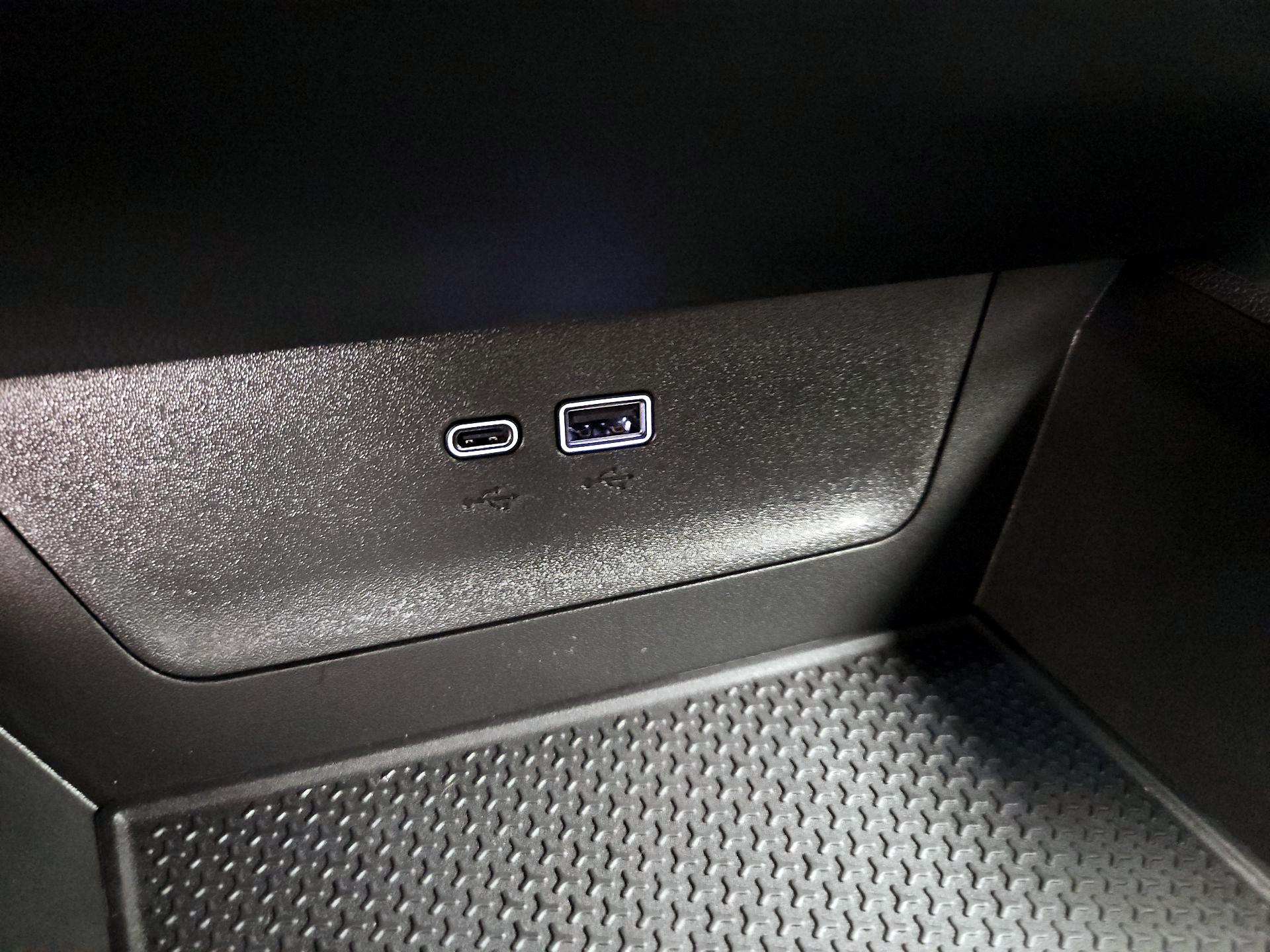 Thumbnail: 2025 Chevrolet Equinox - 18