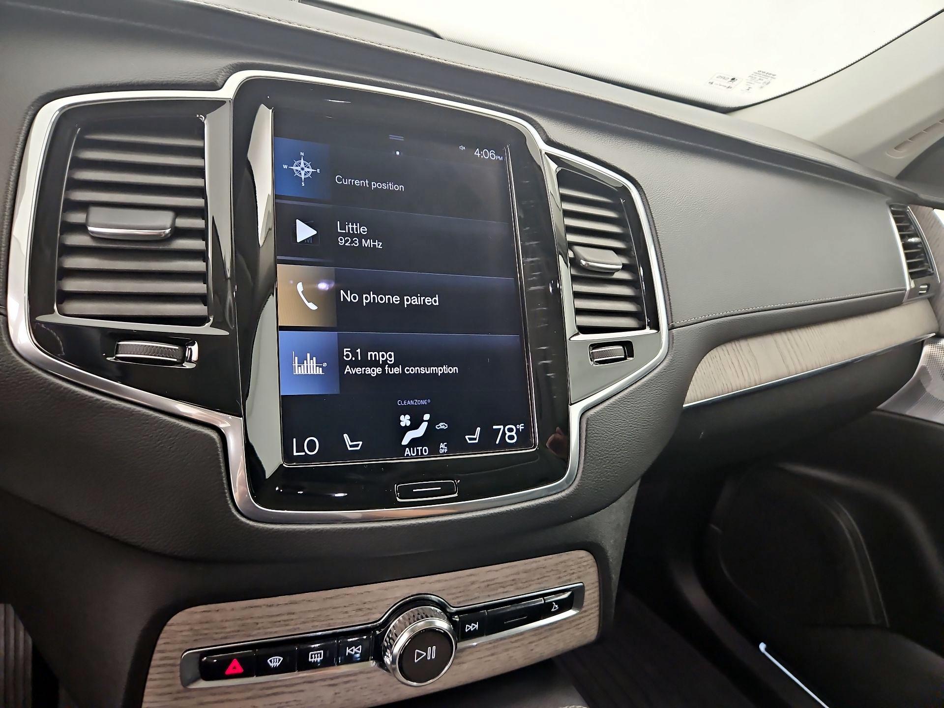 Thumbnail: 2022 Volvo XC90 - 15