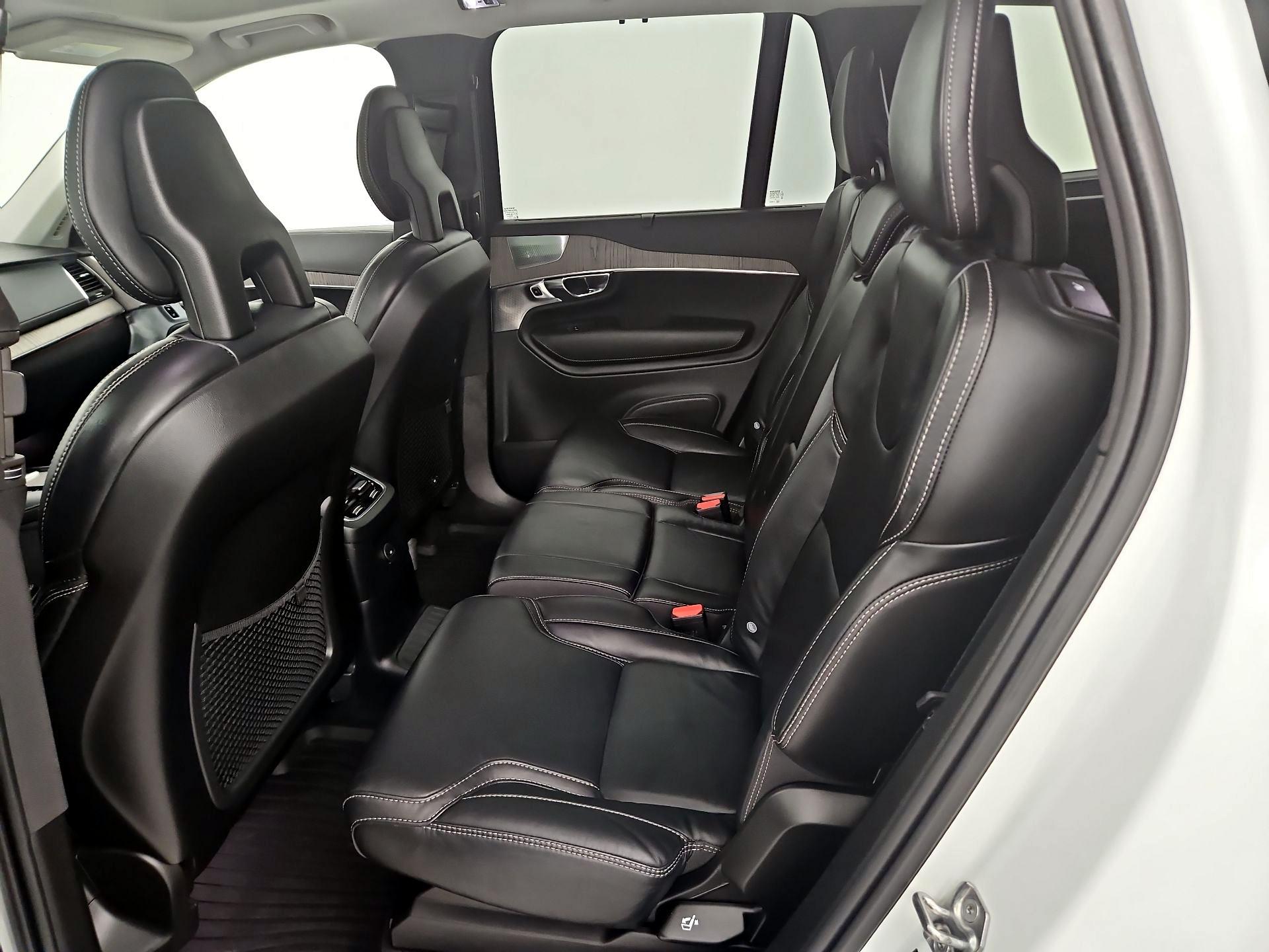 Thumbnail: 2022 Volvo XC90 - 19