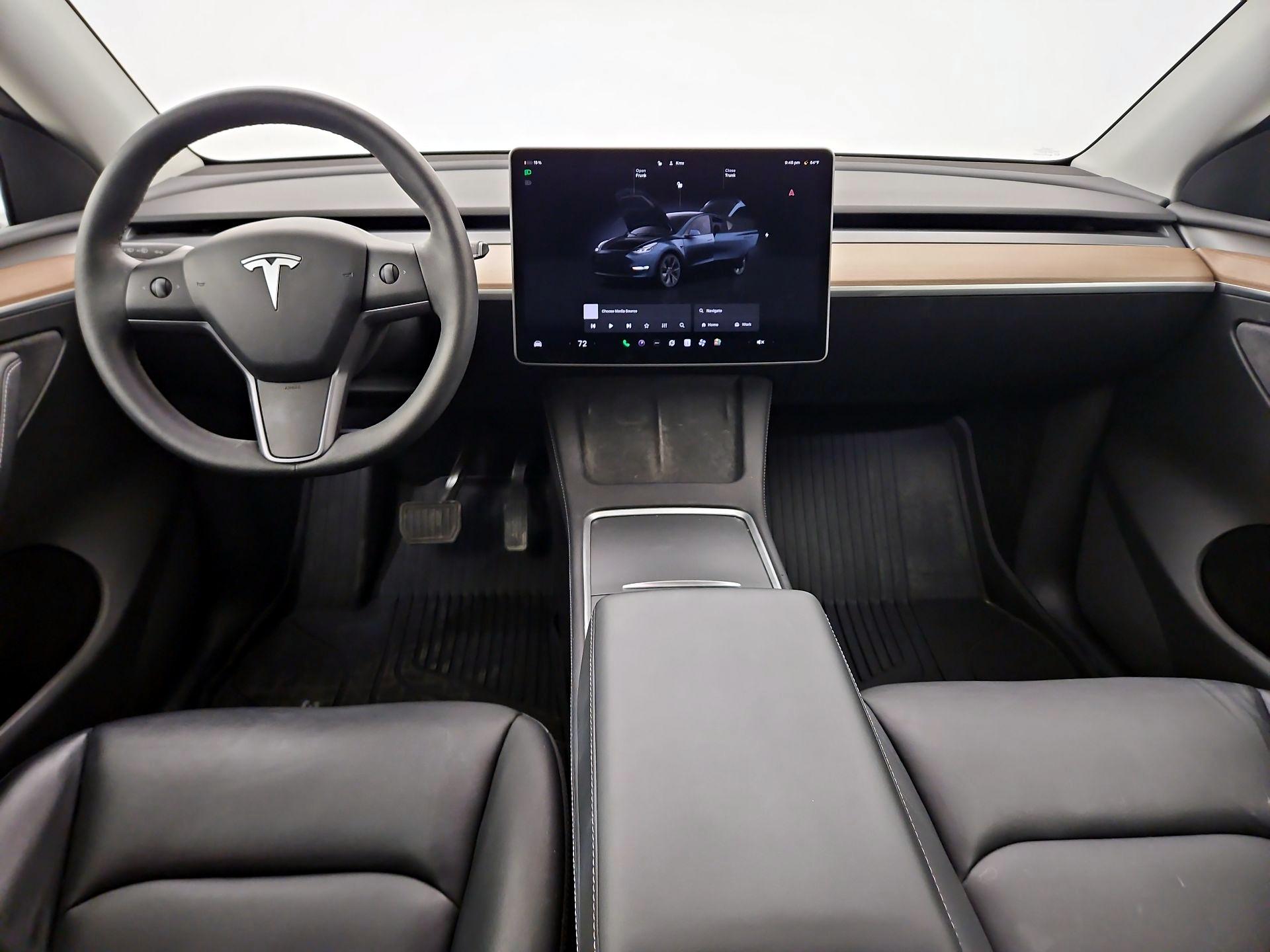 Thumbnail: 2025 Tesla Model Y - 9