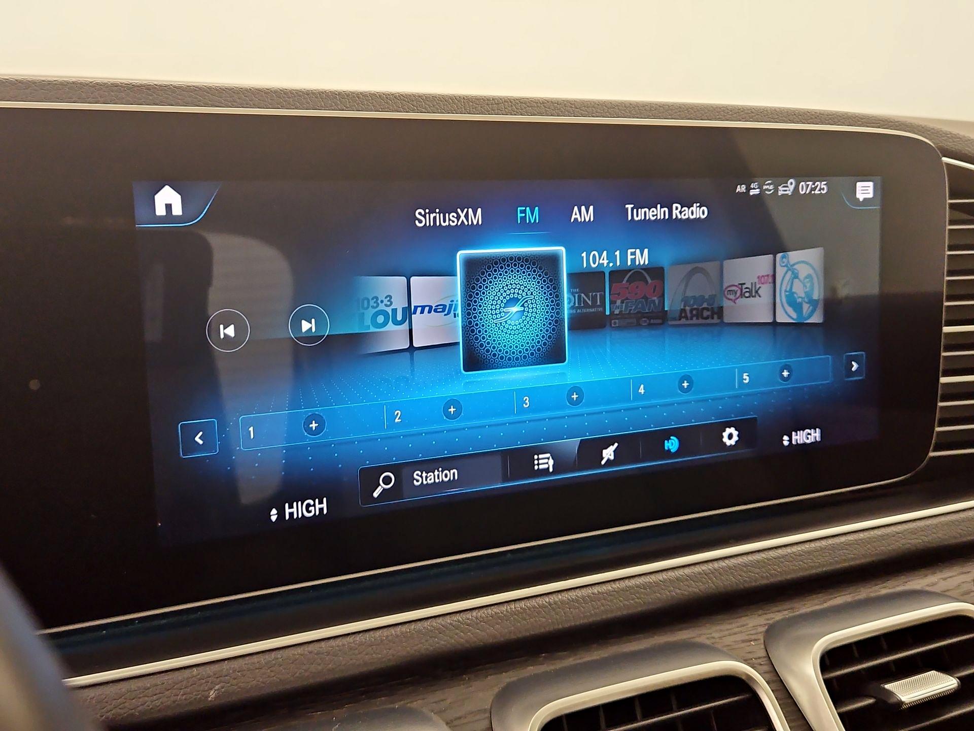 Thumbnail: 2020 Mercedes-Benz GLE - 16