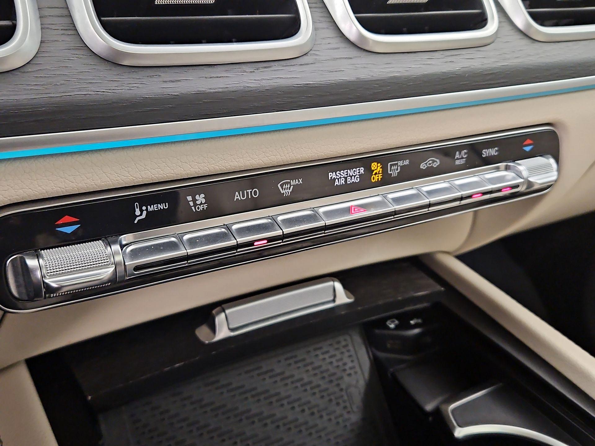 Thumbnail: 2020 Mercedes-Benz GLE - 17